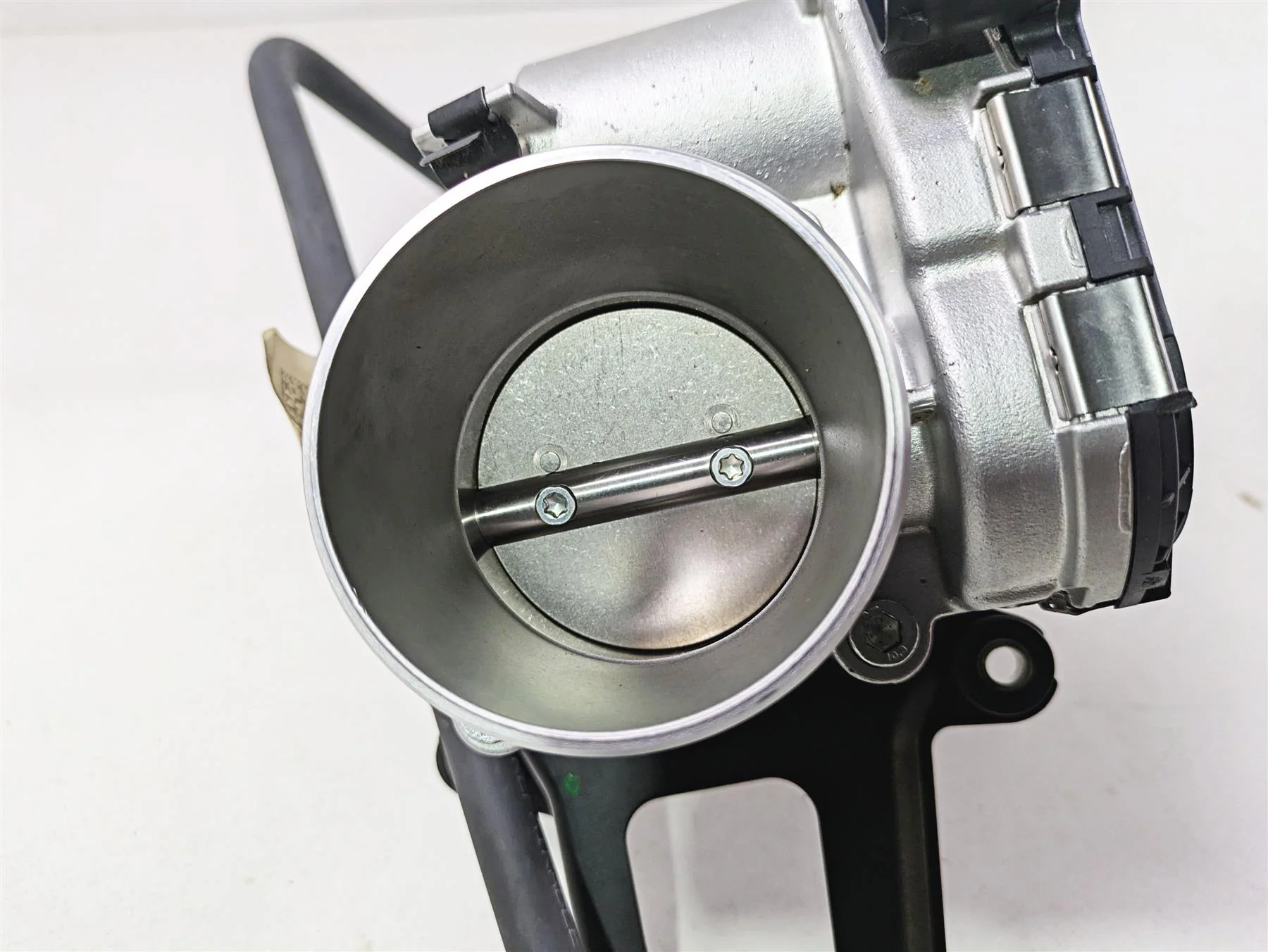 2019 Indian Chieftain Limited Throttle Body & Intake Manifold 1204685 - Image 9
