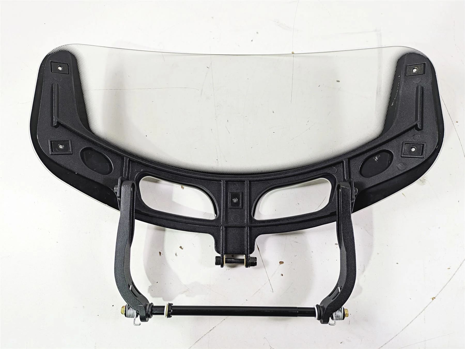 2019 Indian Chieftain Limited Windshield Windscreen & Mounts 2881797 5138467 - Image 6