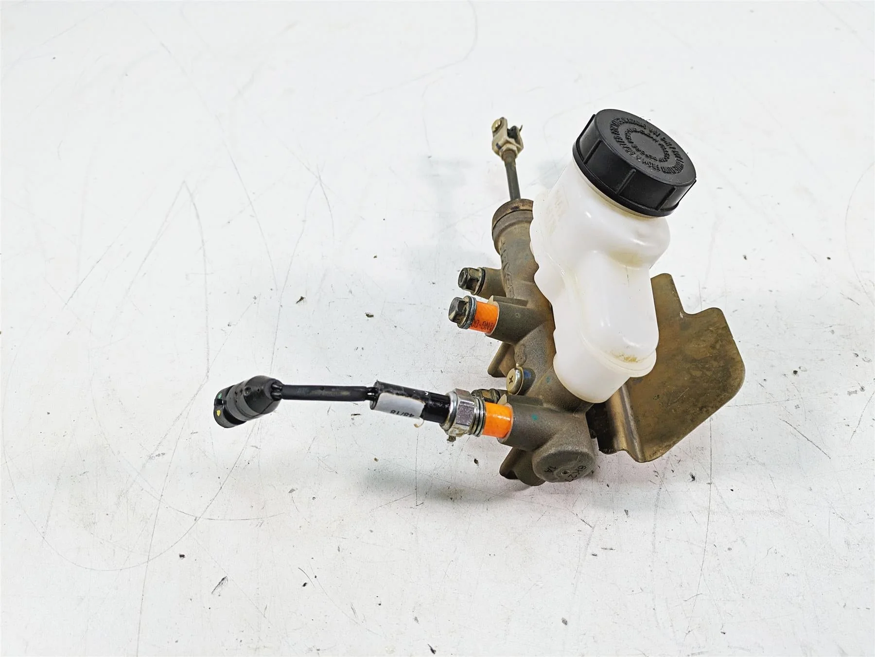 2019 Polaris RZR XP 1000 EPS Hayes Main Brake Master Cylinder 1911982 - Image 4