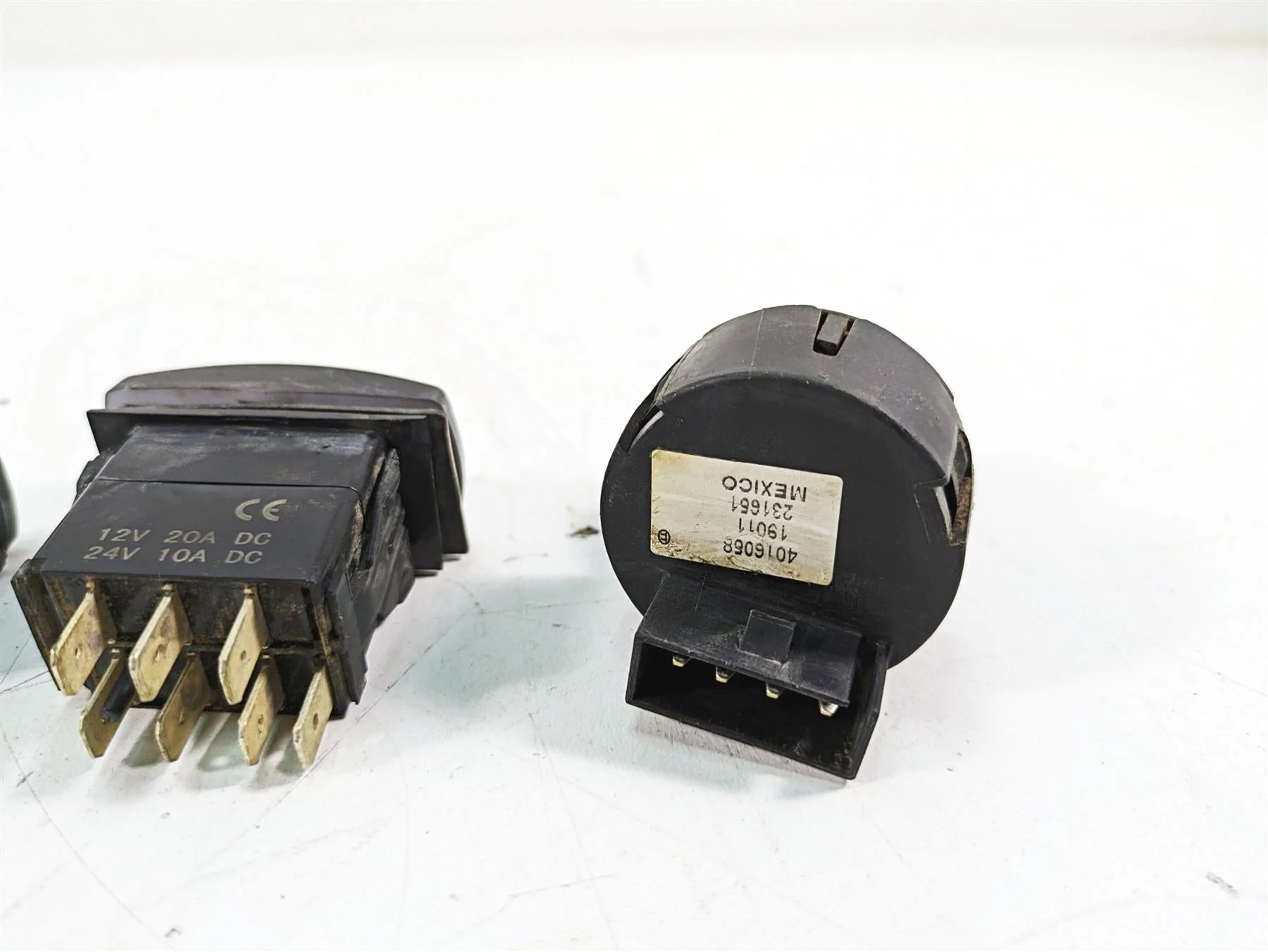 2019 Polaris RZR XP 1000 EPS Ignition Awd Light Switch Key Set 4016058 4014069 - Image 9