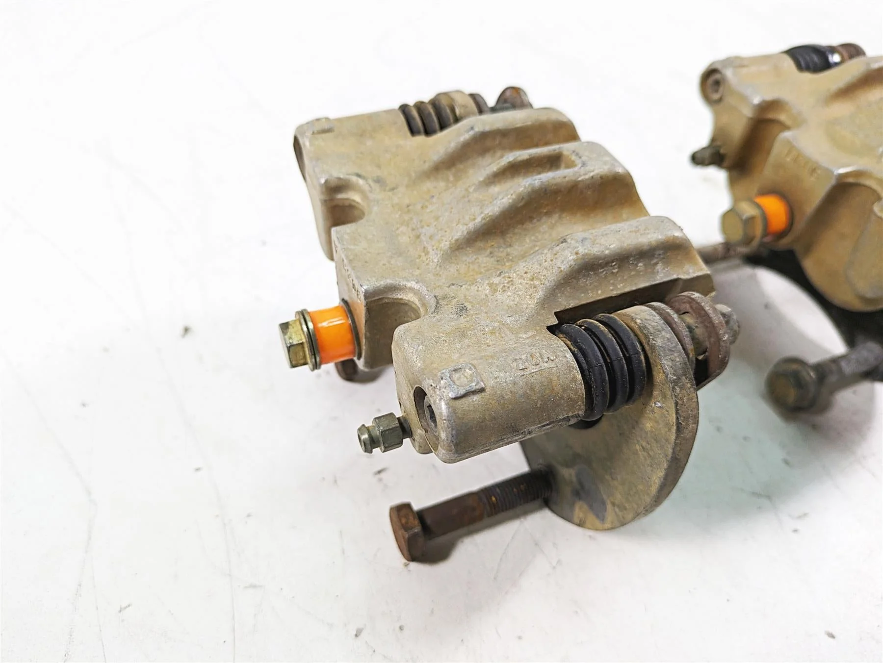 2019 Polaris RZR XP 1000 EPS Rear Brake Caliper Set 1912141 1912142 - Image 11