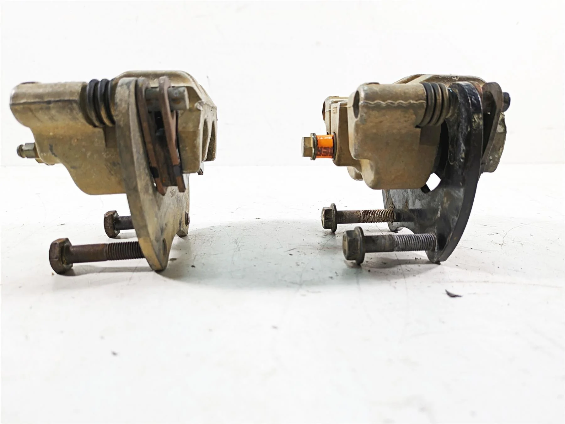 2019 Polaris RZR XP 1000 EPS Rear Brake Caliper Set 1912141 1912142 - Image 12