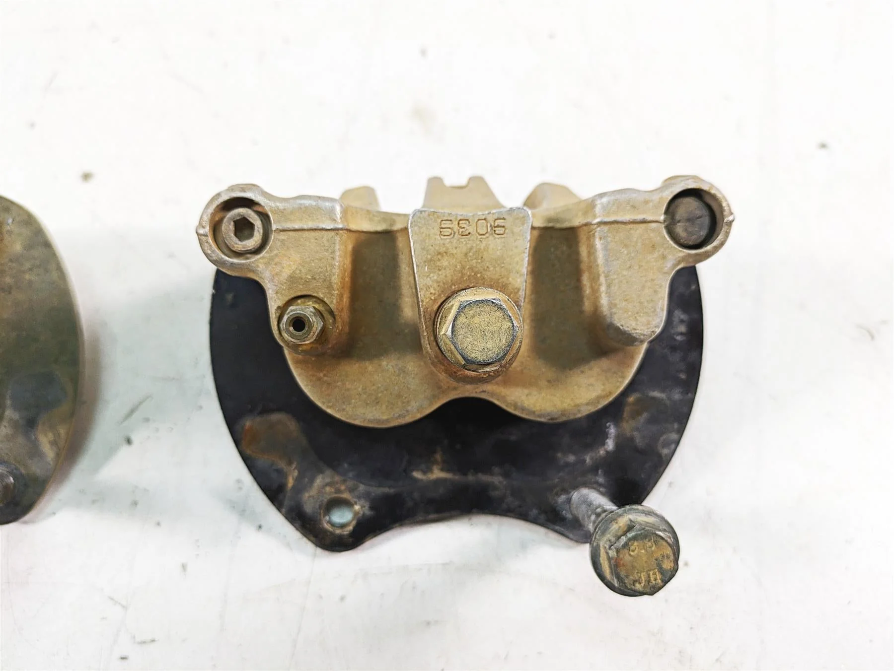 2019 Polaris RZR XP 1000 EPS Rear Brake Caliper Set 1912141 1912142 - Image 5