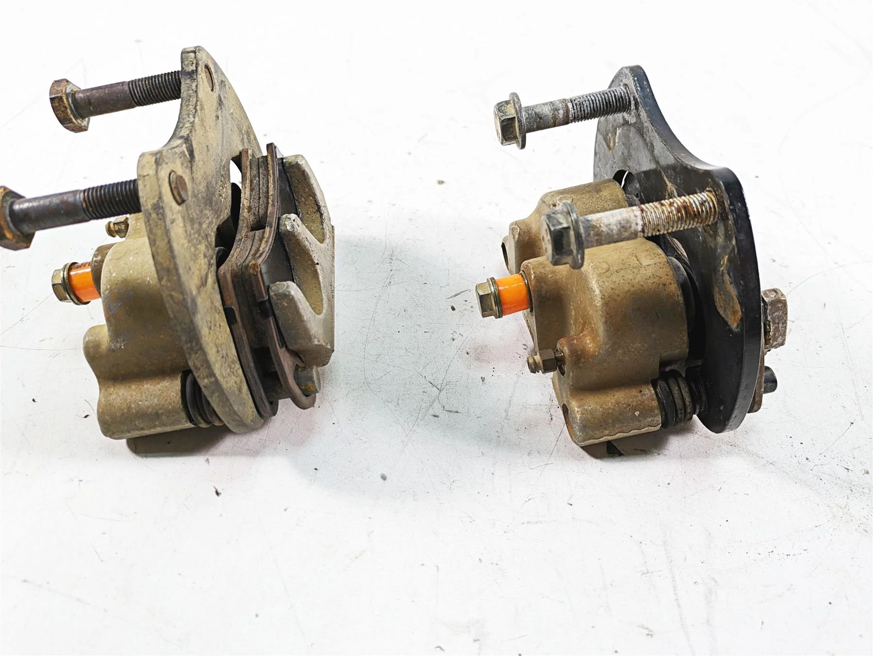 2019 Polaris RZR XP 1000 EPS Rear Brake Caliper Set 1912141 1912142 - Image 9