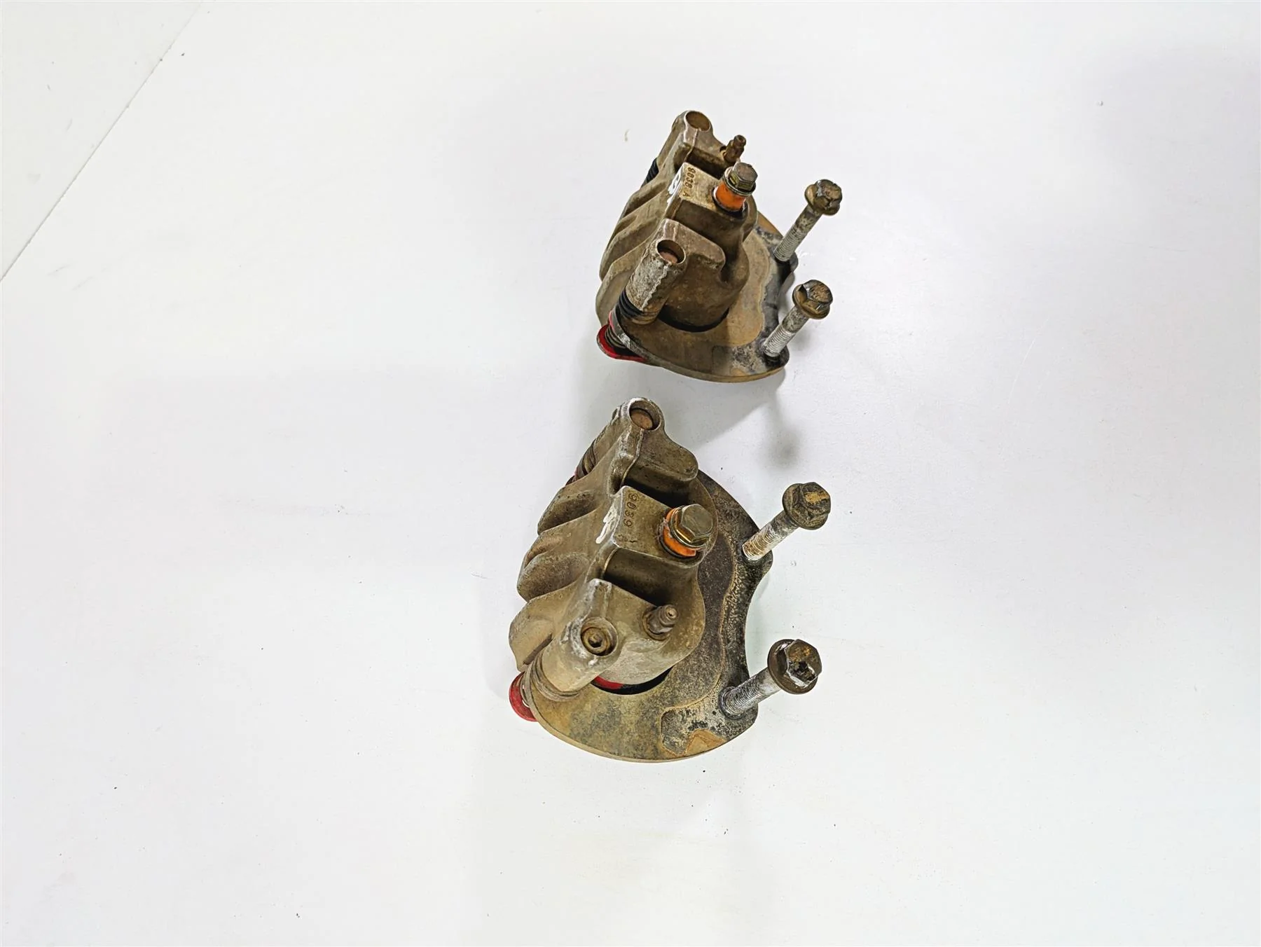 2019 Polaris RZR XP 1000 Highlifter Rear Brake Caliper Set 1912141 1912142 - Image 2