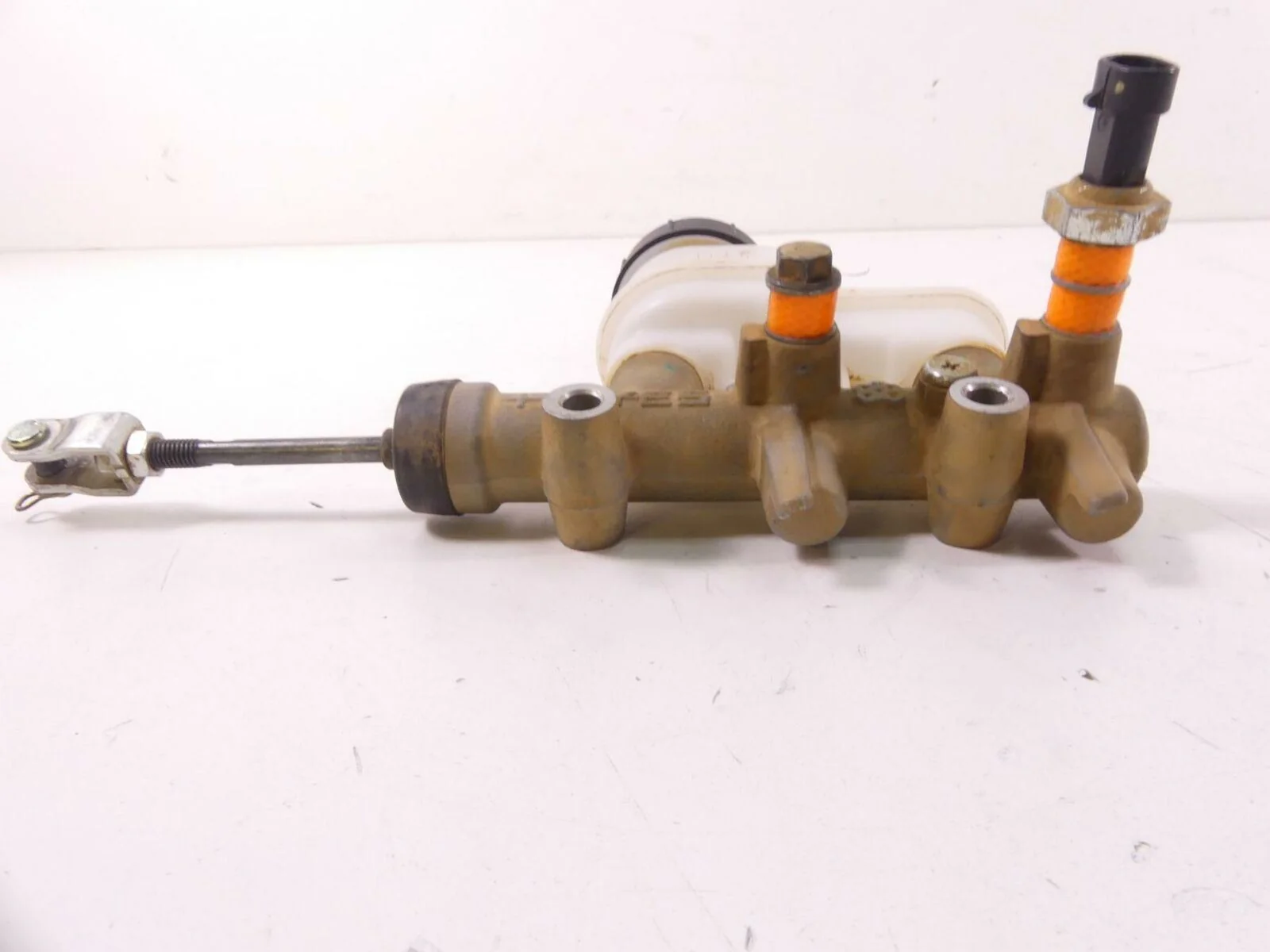2019 Polaris RZR XP 1000 Turbo EPS Main Brake Master Cylinder 1911982 - Image 6