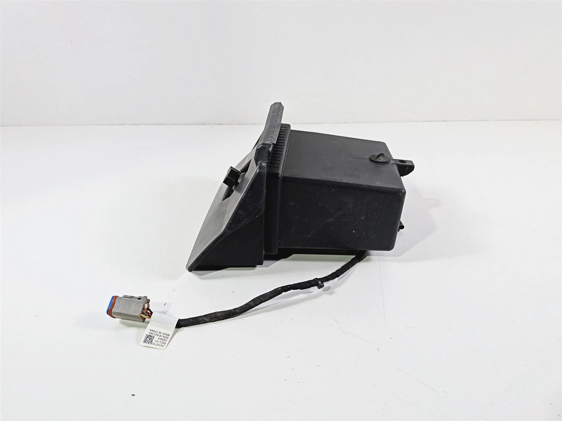 2019 Polaris RZR XP Turbo S Dynamics Center Phone Compartment Box 5454419 - Image 6