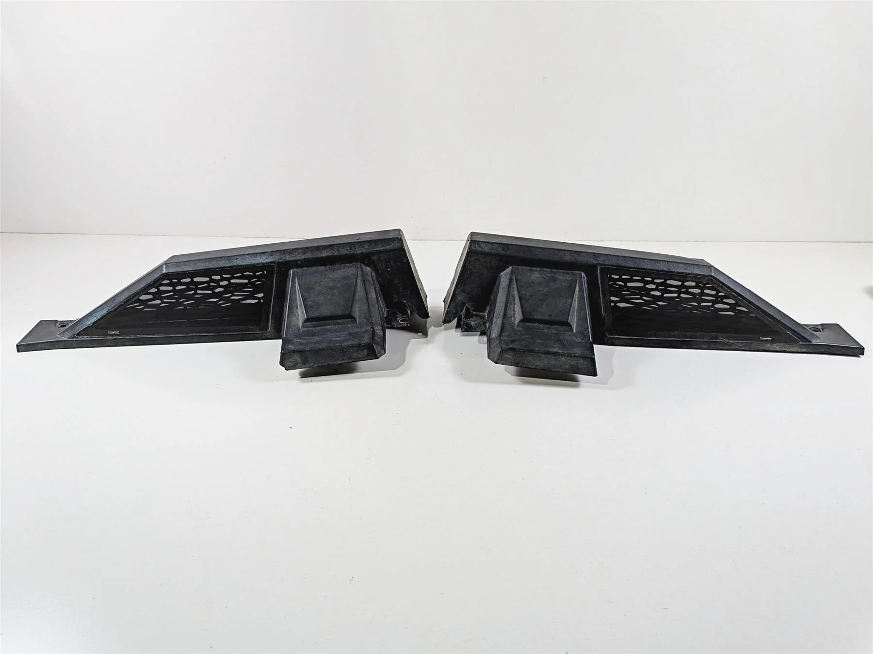 2019 Polaris RZR XP Turbo S Dynamics Frogz Skin Intake Bezel Cover Set 5453078 - Image 2