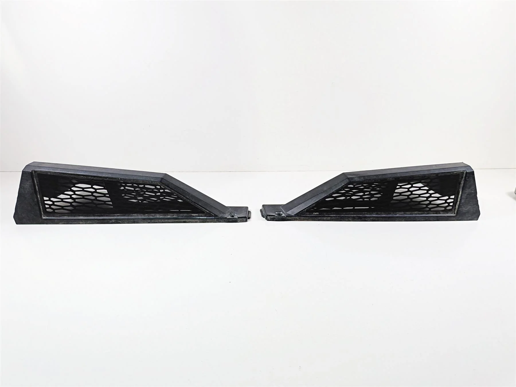 2019 Polaris RZR XP Turbo S Dynamics Frogz Skin Intake Bezel Cover Set 5453078 - Image 7