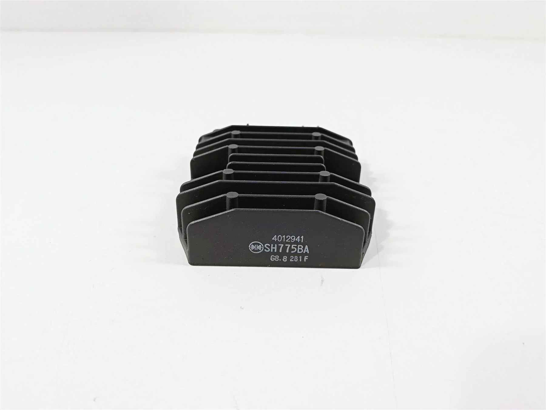 2019 Polaris RZR XP Turbo S Dynamics Rectifier Voltage Regulator -Read 4012941 - Image 2