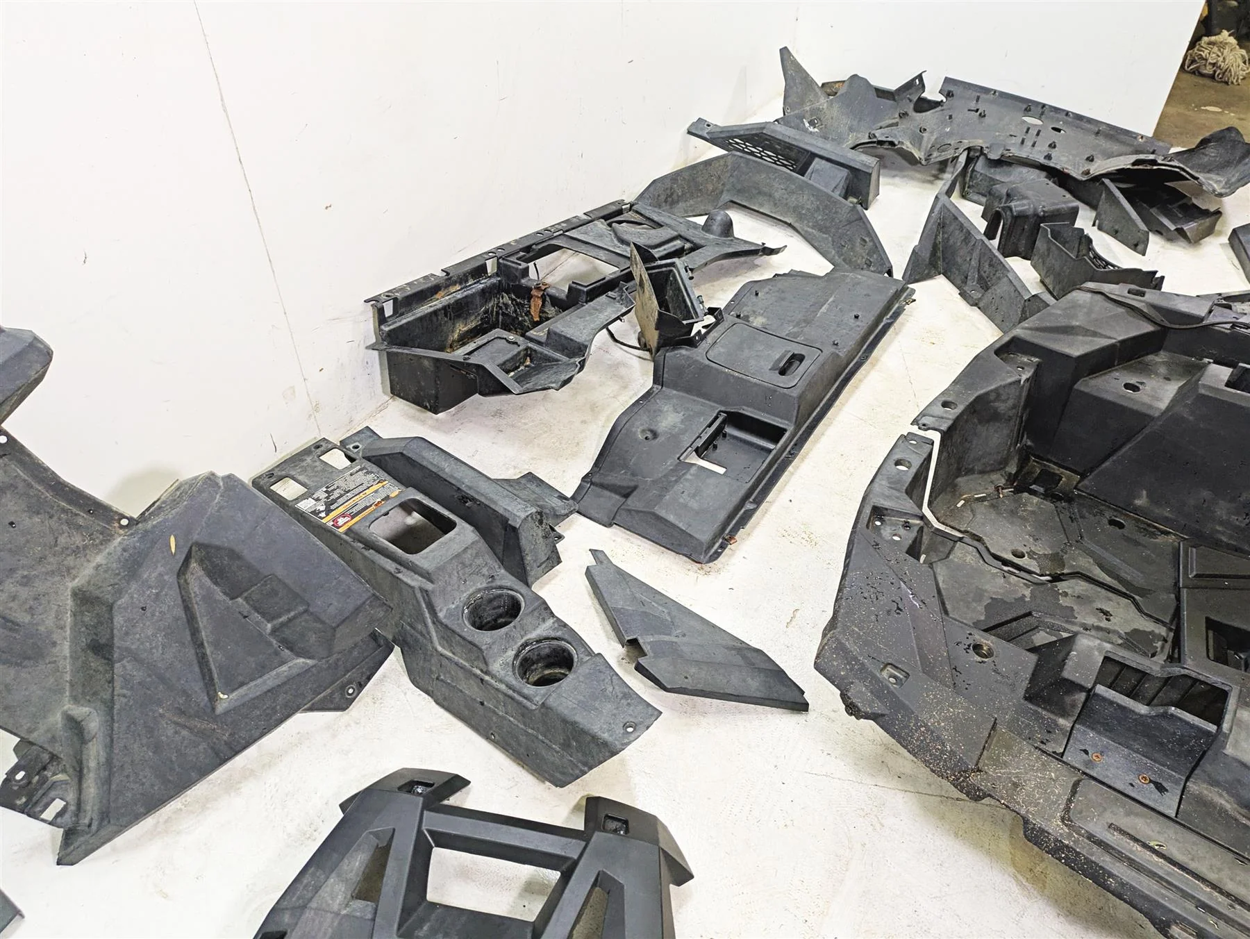 2019 Polaris RZR XP Turbo S Inner Interior Plastics Cover Fairing Set 5451448 - Image 2