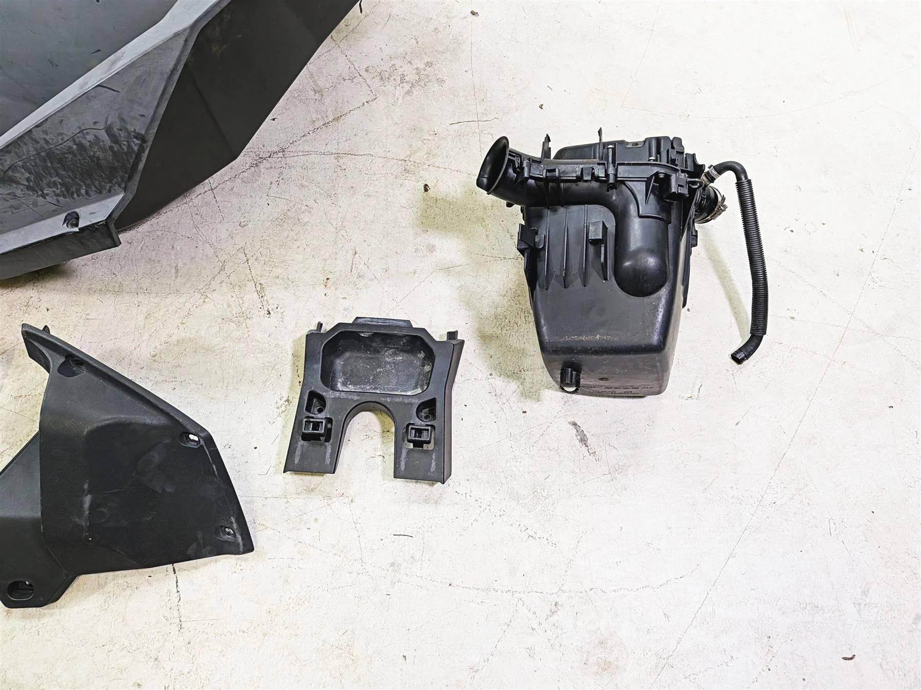 2019 Sea-Doo Spark 900 Trixx Inner Hull Plastic Cover Fairing Set 291004646 - Image 3