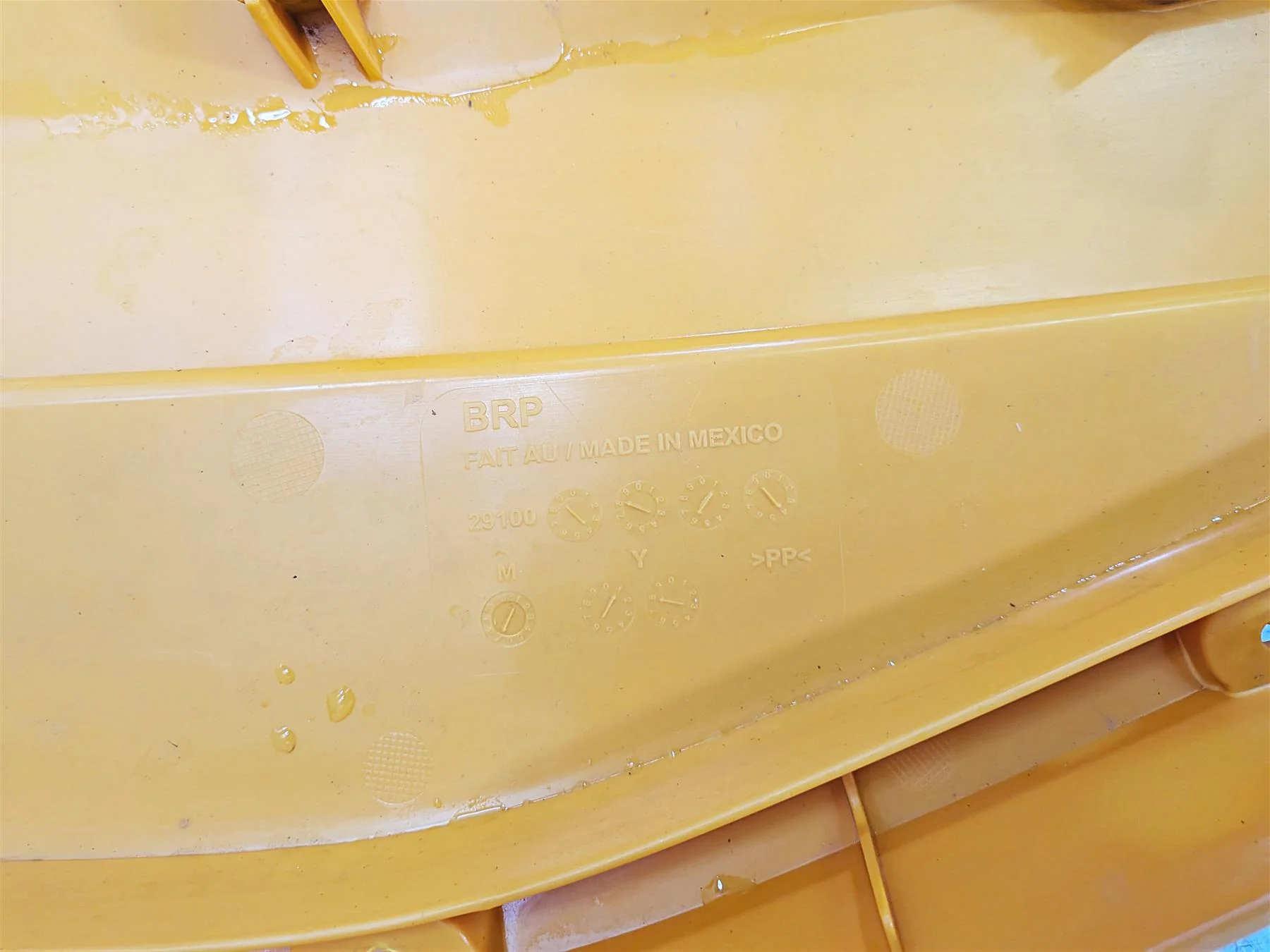 2019 Sea-Doo Spark 900 Trixx Outer Exterior Cover Fairing Set 291004496 - Image 12