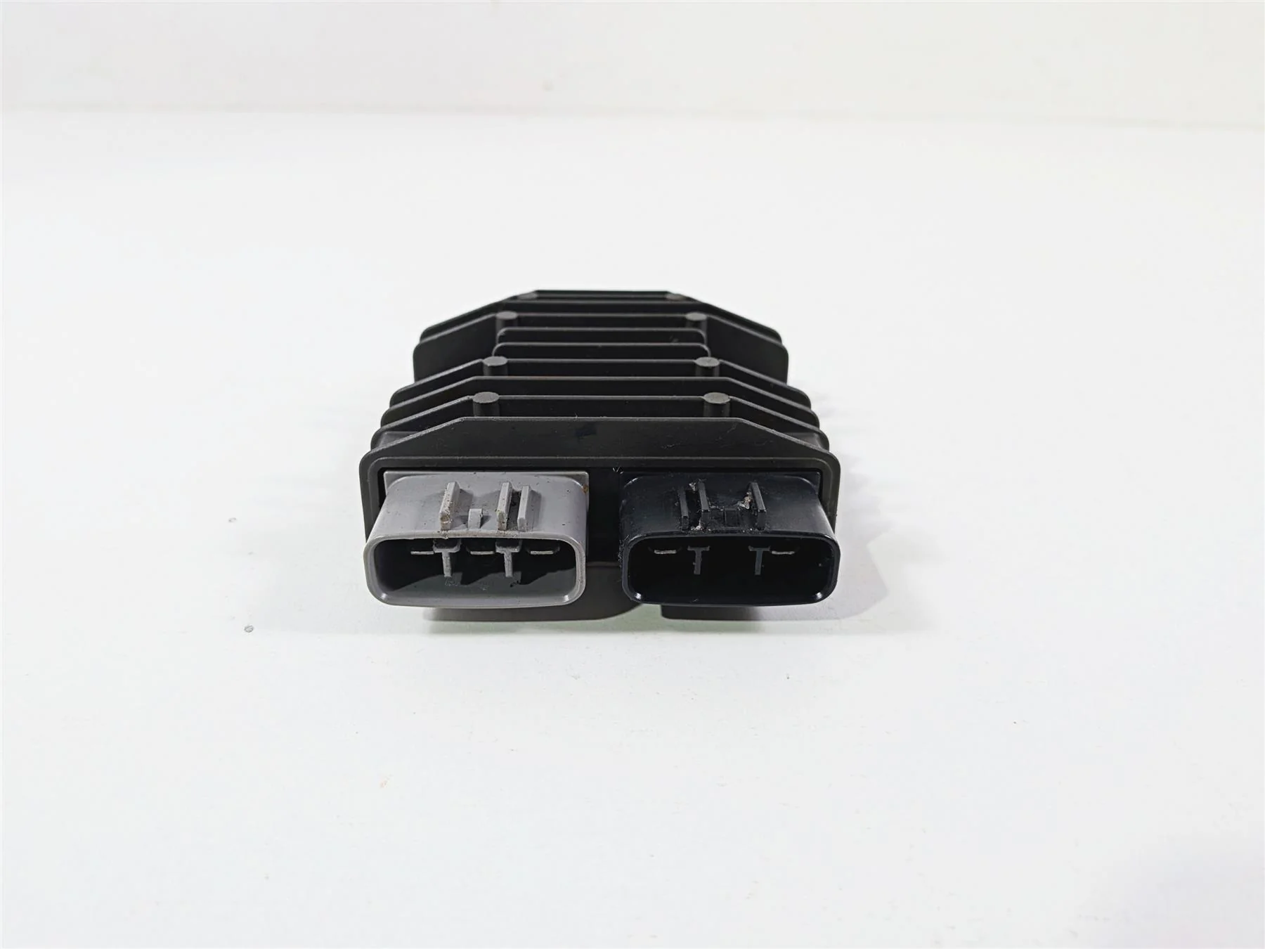 2019 Sea-Doo Spark 900 Trixx Rectifier Voltage Regulator SH775AA 710001103 - Image 2