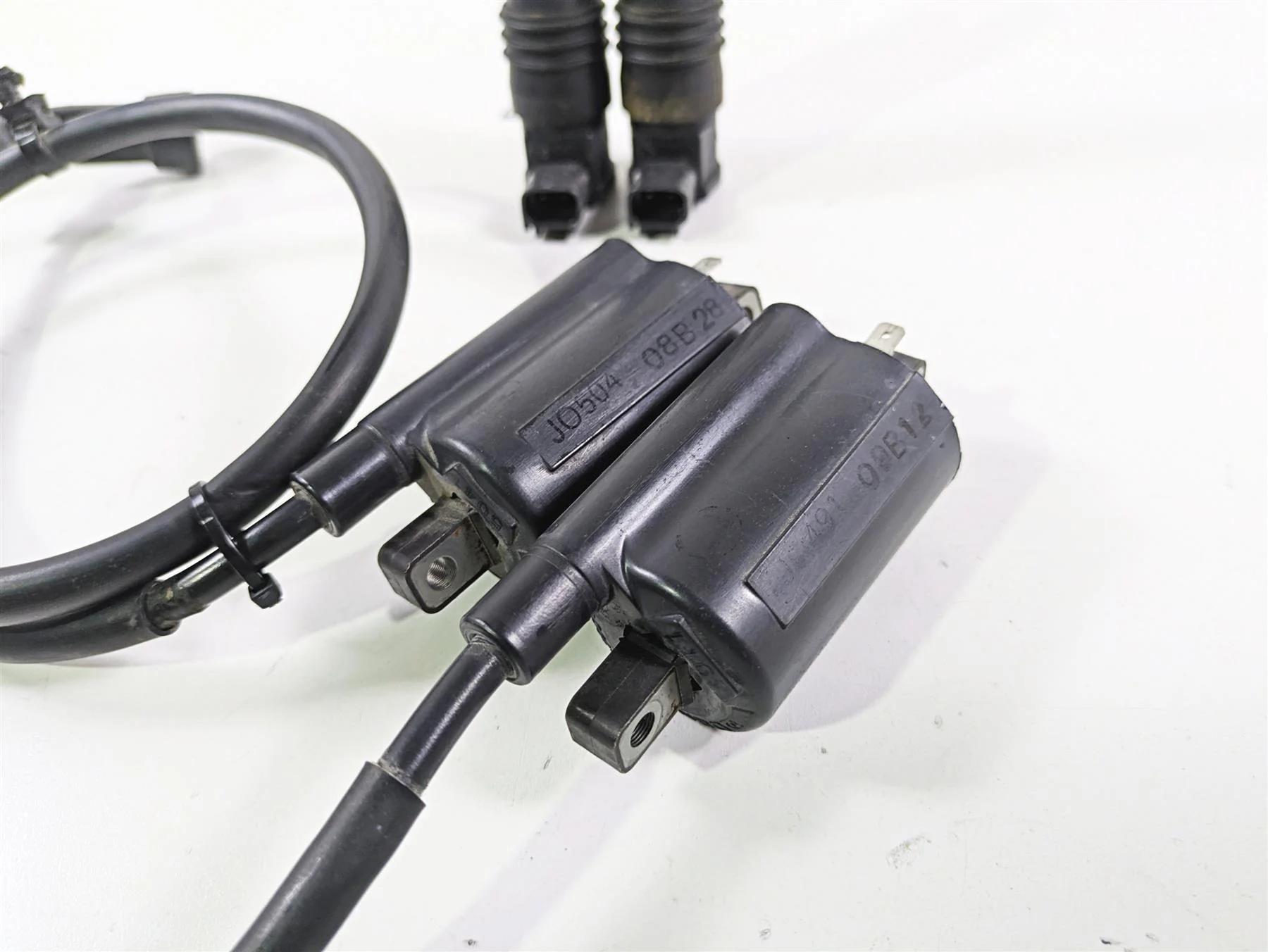 2019 Suzuki M109R VZR1800 Boulevard All 4 Ignition Coil Set 33410-38A20 - Image 9