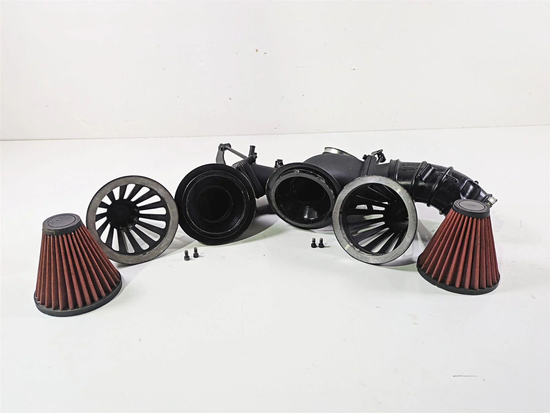 2019 Suzuki M109R VZR1800 Boulevard Dual Spike Flat Black Red Filter AC-236-BK - Image 11