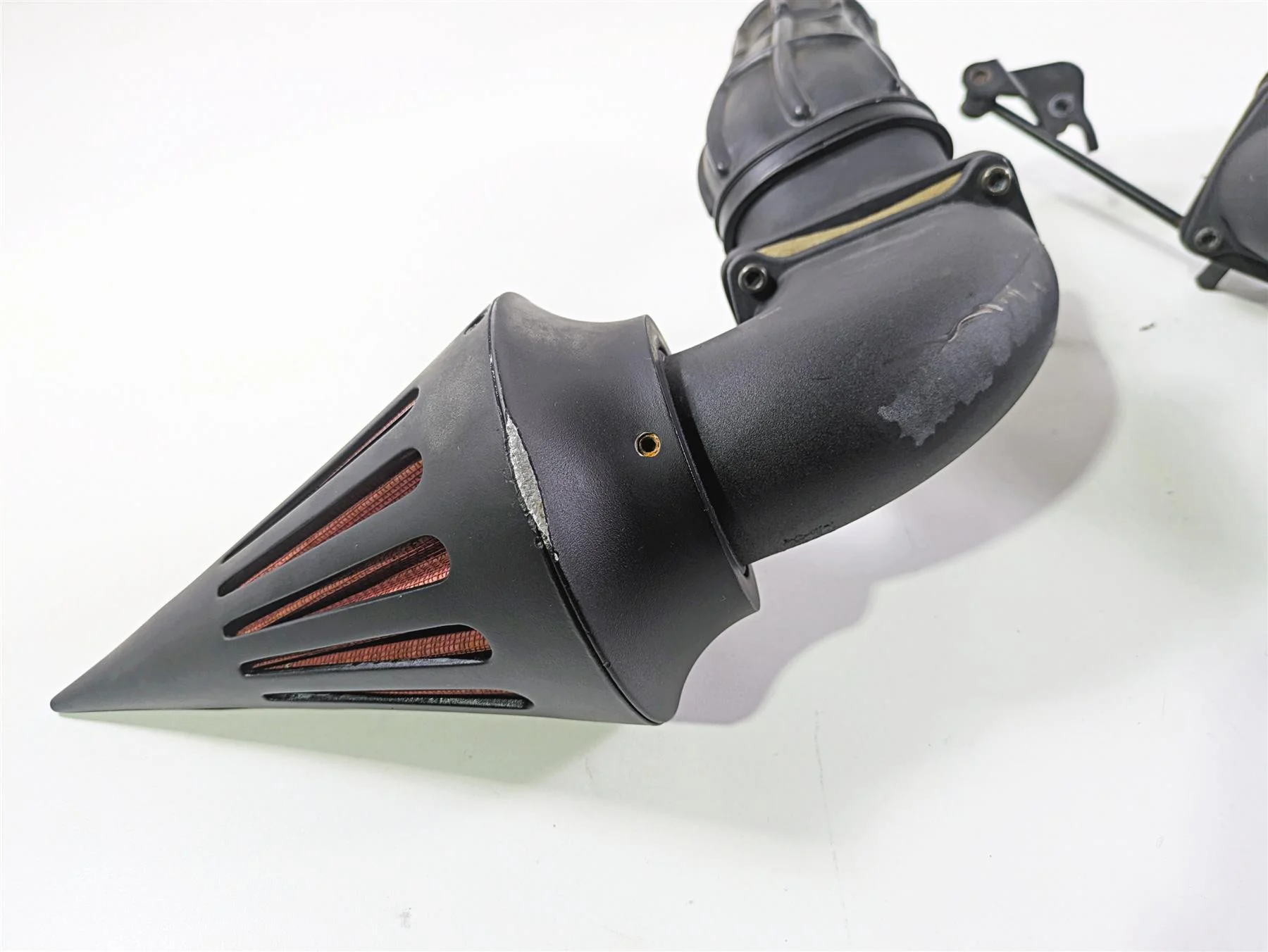 2019 Suzuki M109R VZR1800 Boulevard Dual Spike Flat Black Red Filter AC-236-BK - Image 9
