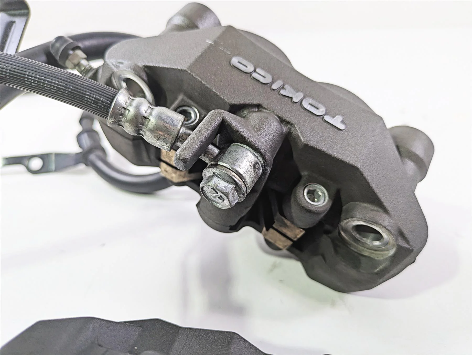 2019 Suzuki M109R VZR1800 Boulevard Front Brake Calipers 108mm 59100-41G40-999 - Image 11