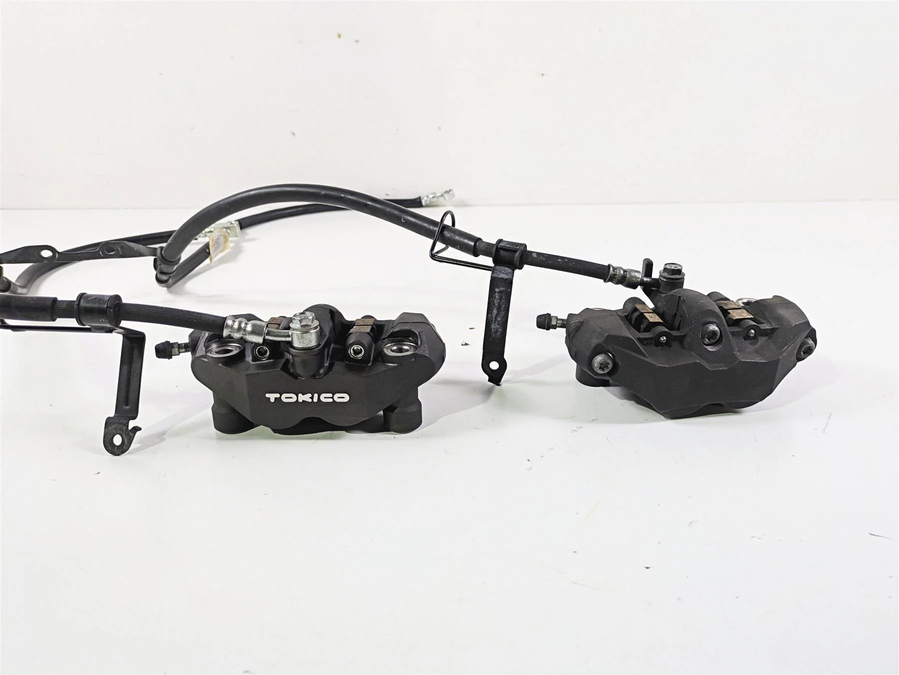 2019 Suzuki M109R VZR1800 Boulevard Front Brake Calipers 108mm 59100-41G40-999 - Image 4