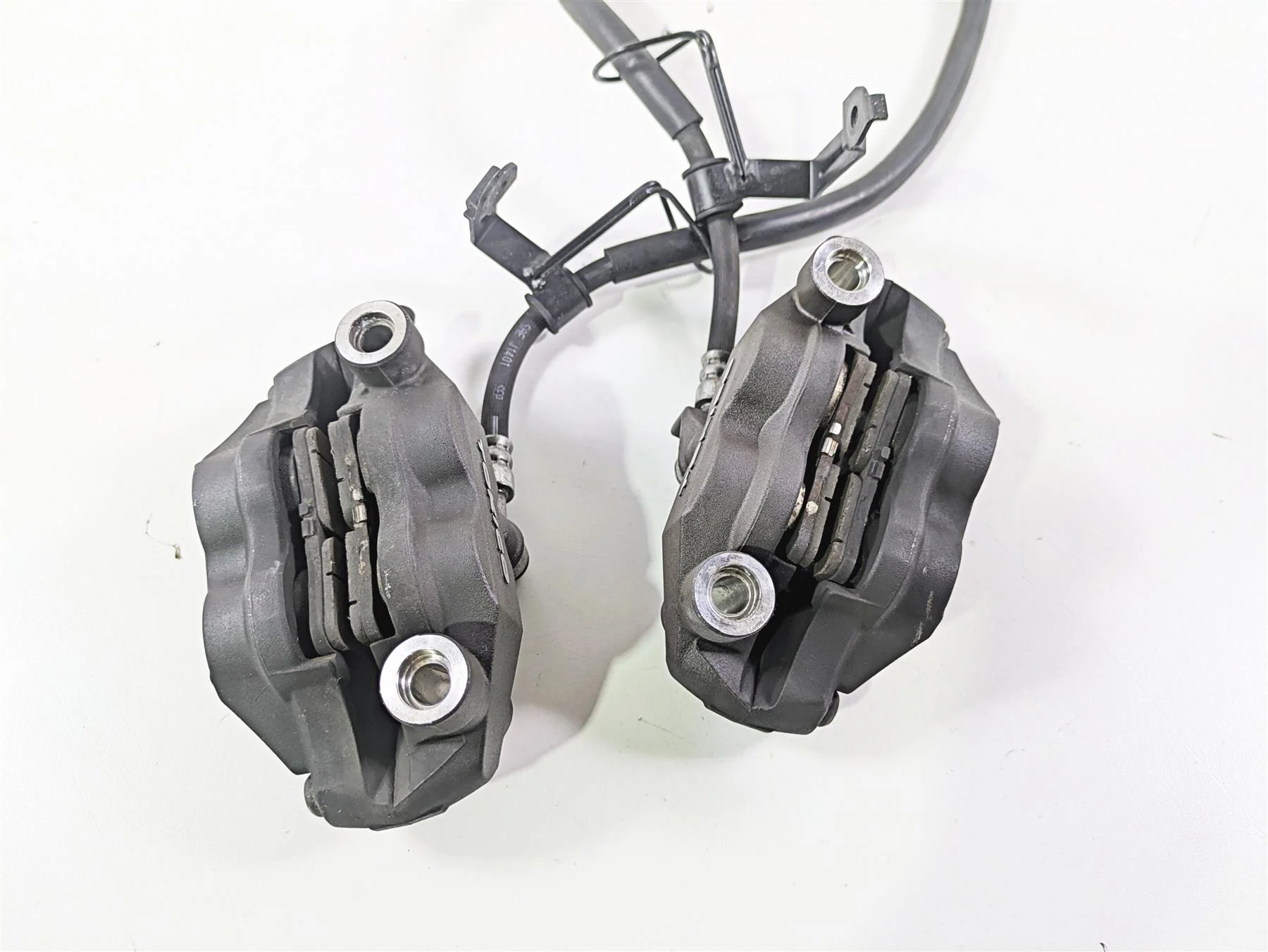 2019 Suzuki M109R VZR1800 Boulevard Front Brake Calipers 108mm 59100-41G40-999 - Image 7