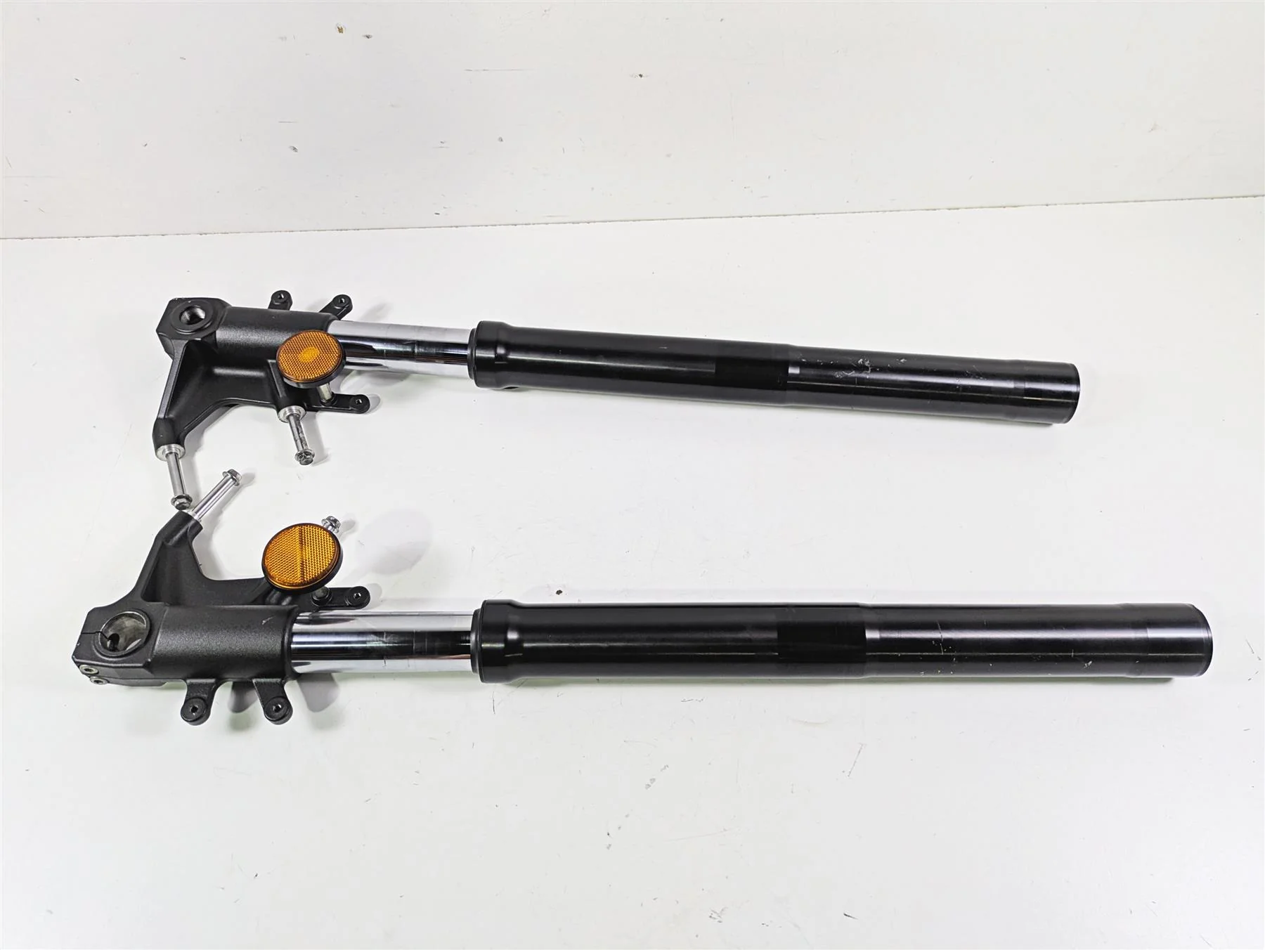 2019 Suzuki M109R VZR1800 Boulevard Front Forks Leg Set 51103-48G30 51103-48G31 - Image 12