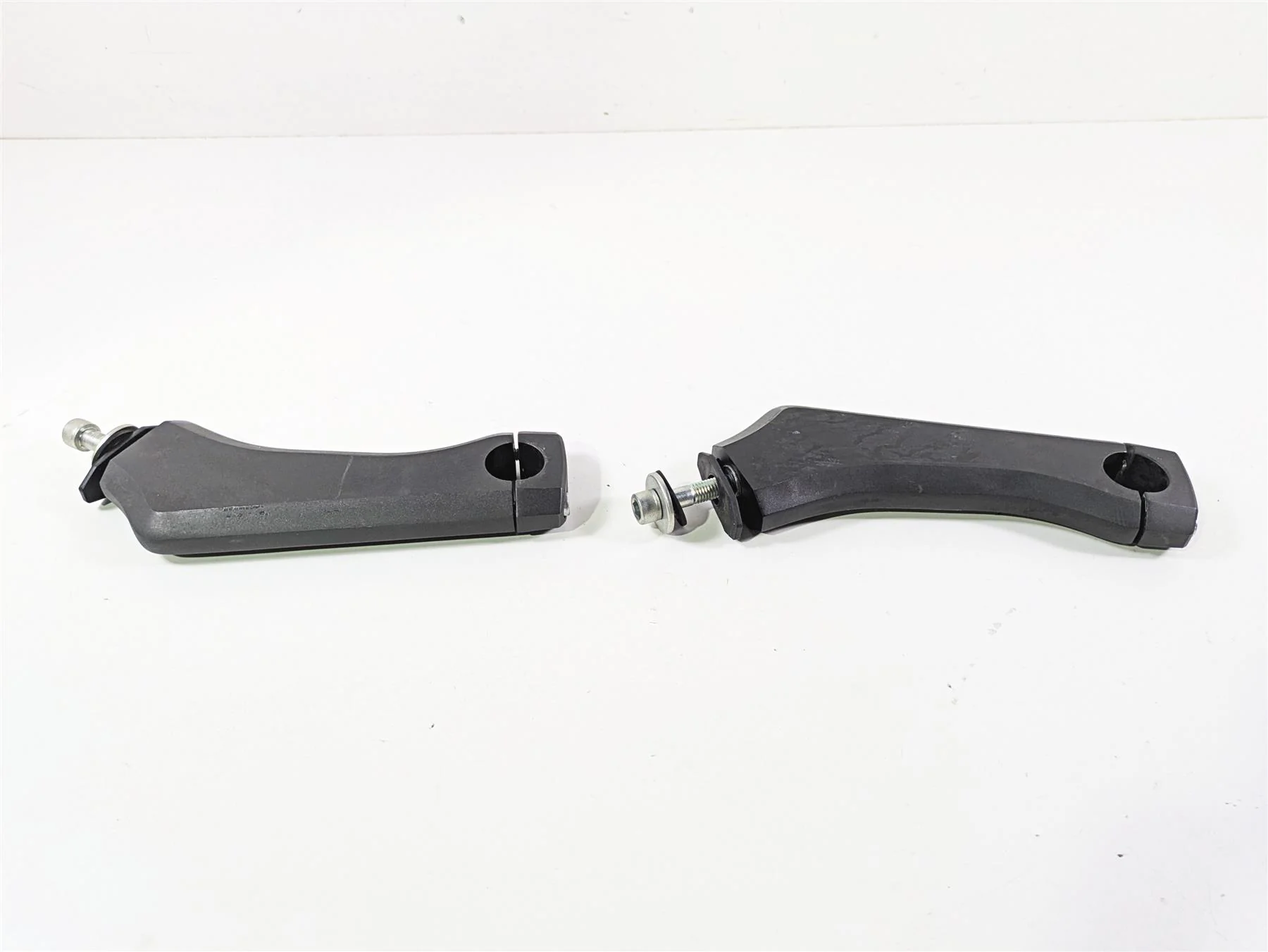2019 Suzuki M109R VZR1800 Boulevard Handlebar Holder Risers 9" 56224-48G30 - Image 5