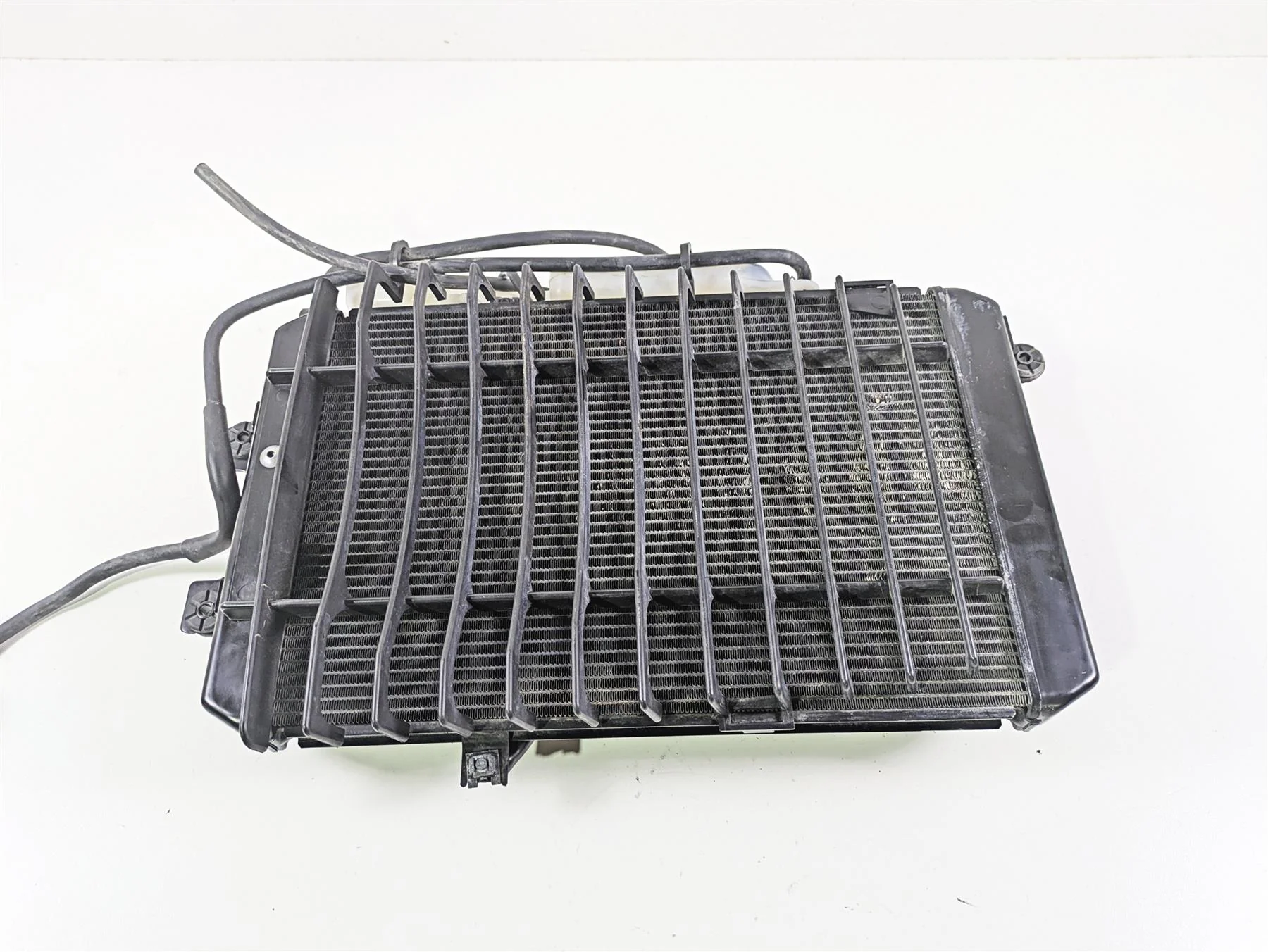 2019 Suzuki M109R VZR1800 Boulevard Radiator Fan Reservoir Hoses 17710-48G00 - Image 4