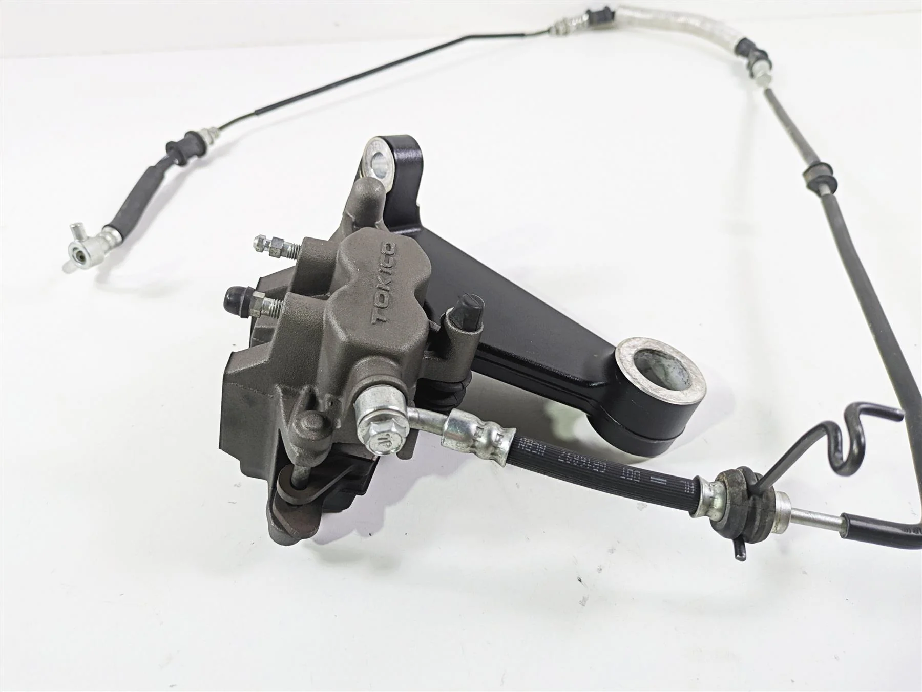 2019 Suzuki M109R VZR1800 Boulevard Rear Brake Caliper Tokico 69100-01D40-999 - Image 4