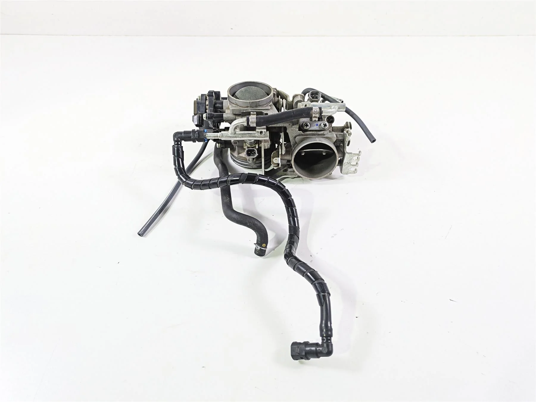 2019 Suzuki M109R VZR1800 Boulevard Throttle Body Bodies Mikuni 13405-48G20 - Image 3