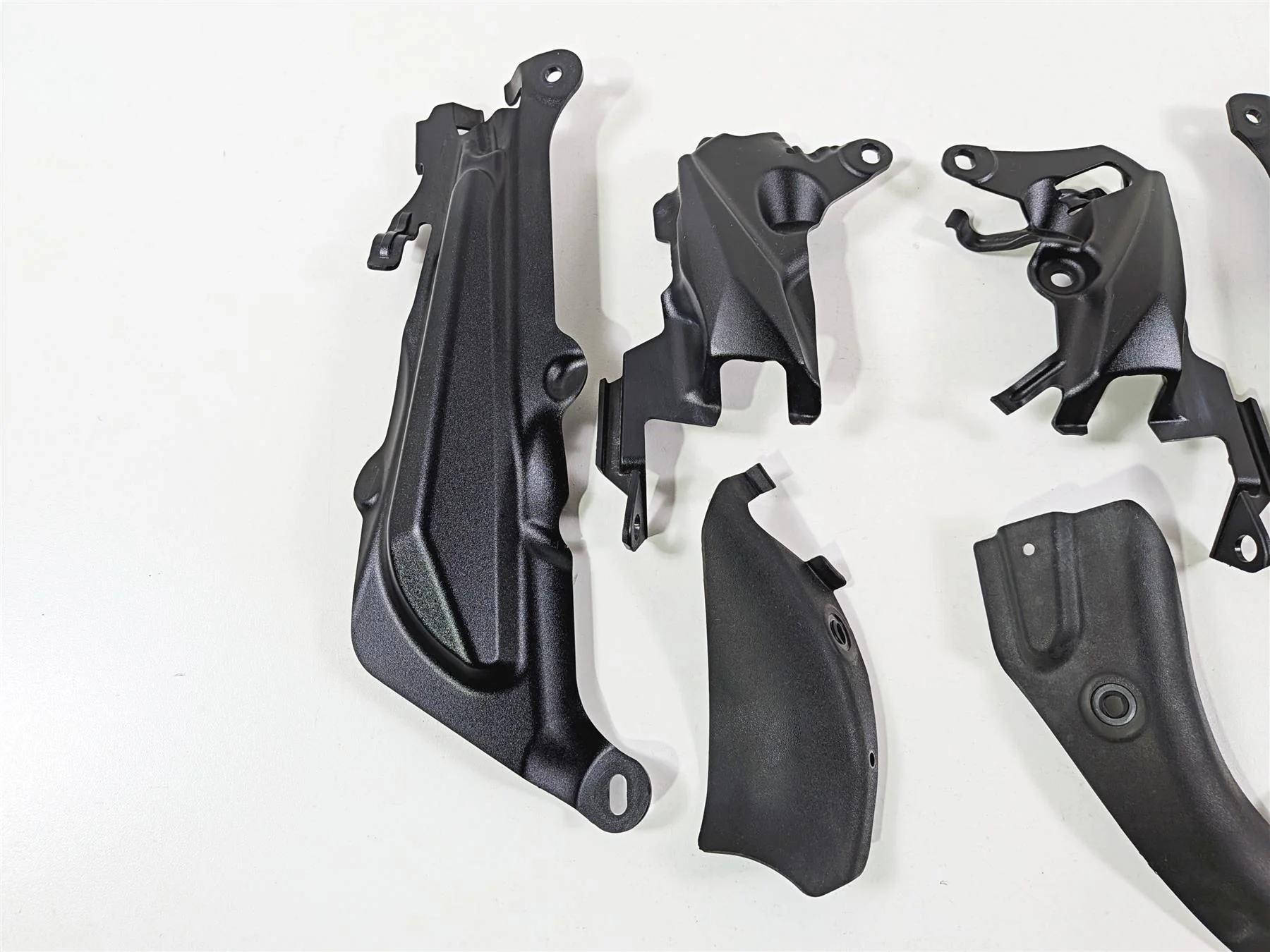 2019 Triumph Speed Triple RS 1050 All Frame Infill Covers Fairing Set T2306567 - Image 3