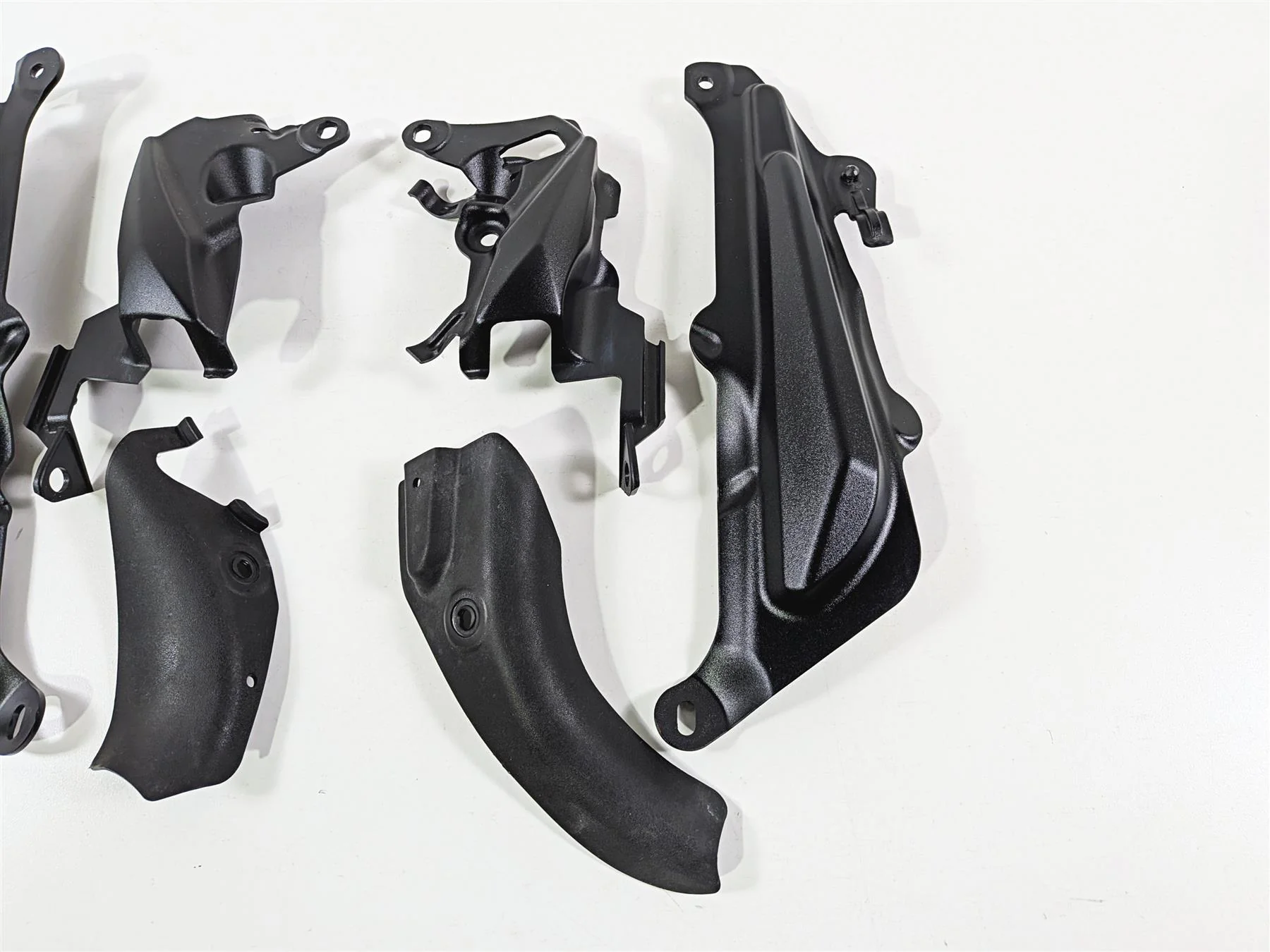 2019 Triumph Speed Triple RS 1050 All Frame Infill Covers Fairing Set T2306567 - Image 4