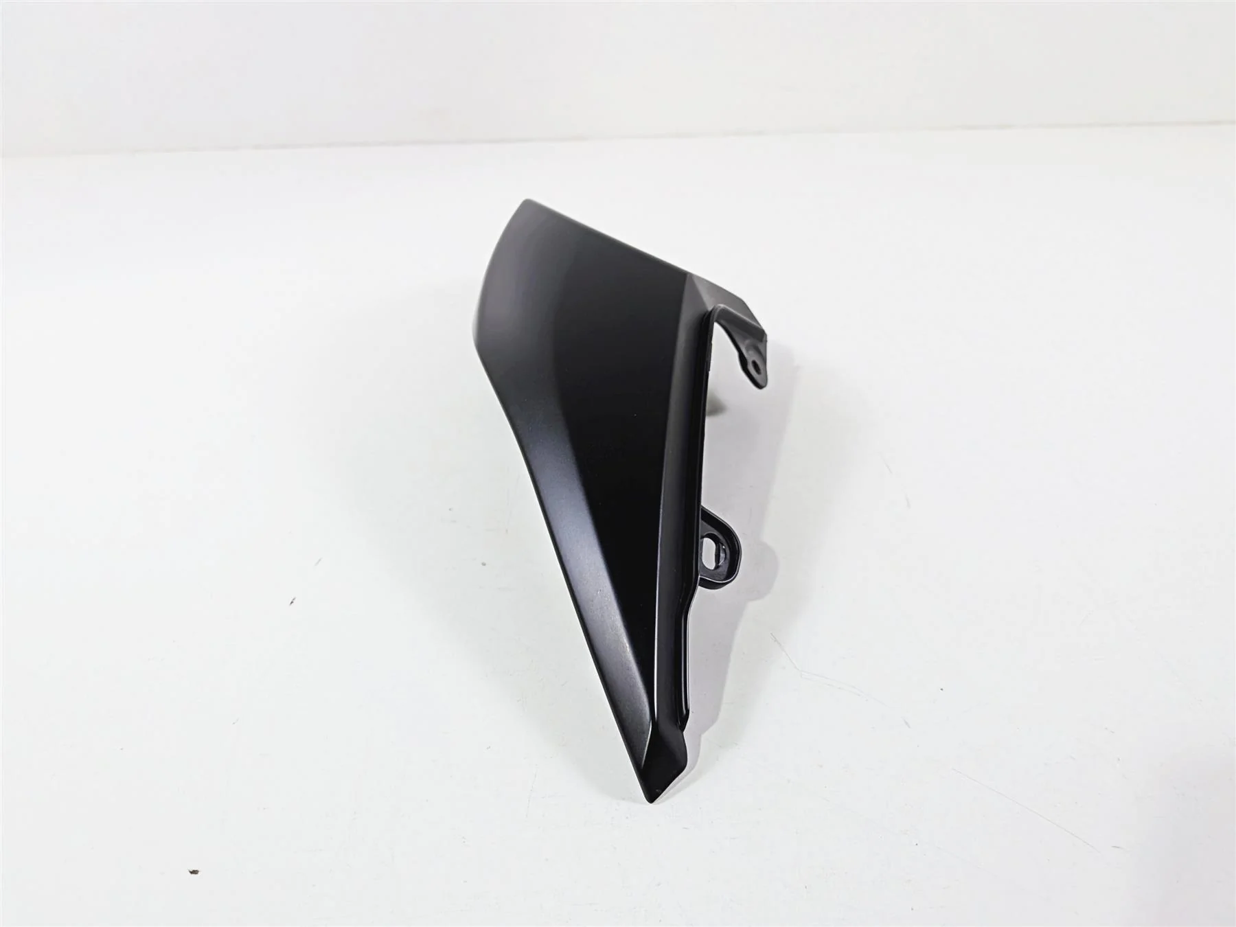 2019 Triumph Speed Triple RS 1050 Black Left Tail Cover Fairing T2303456 - Image 5