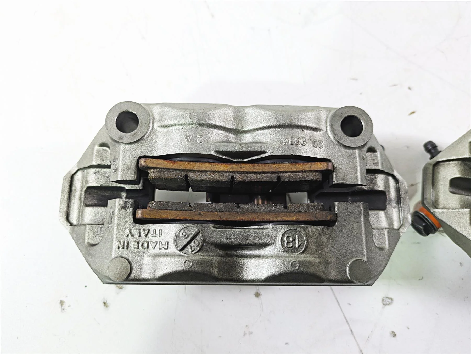 2019 Triumph Speed Triple RS 1050 Brembo M4 Front Brake Calipers 100mm T2023530 - Image 12