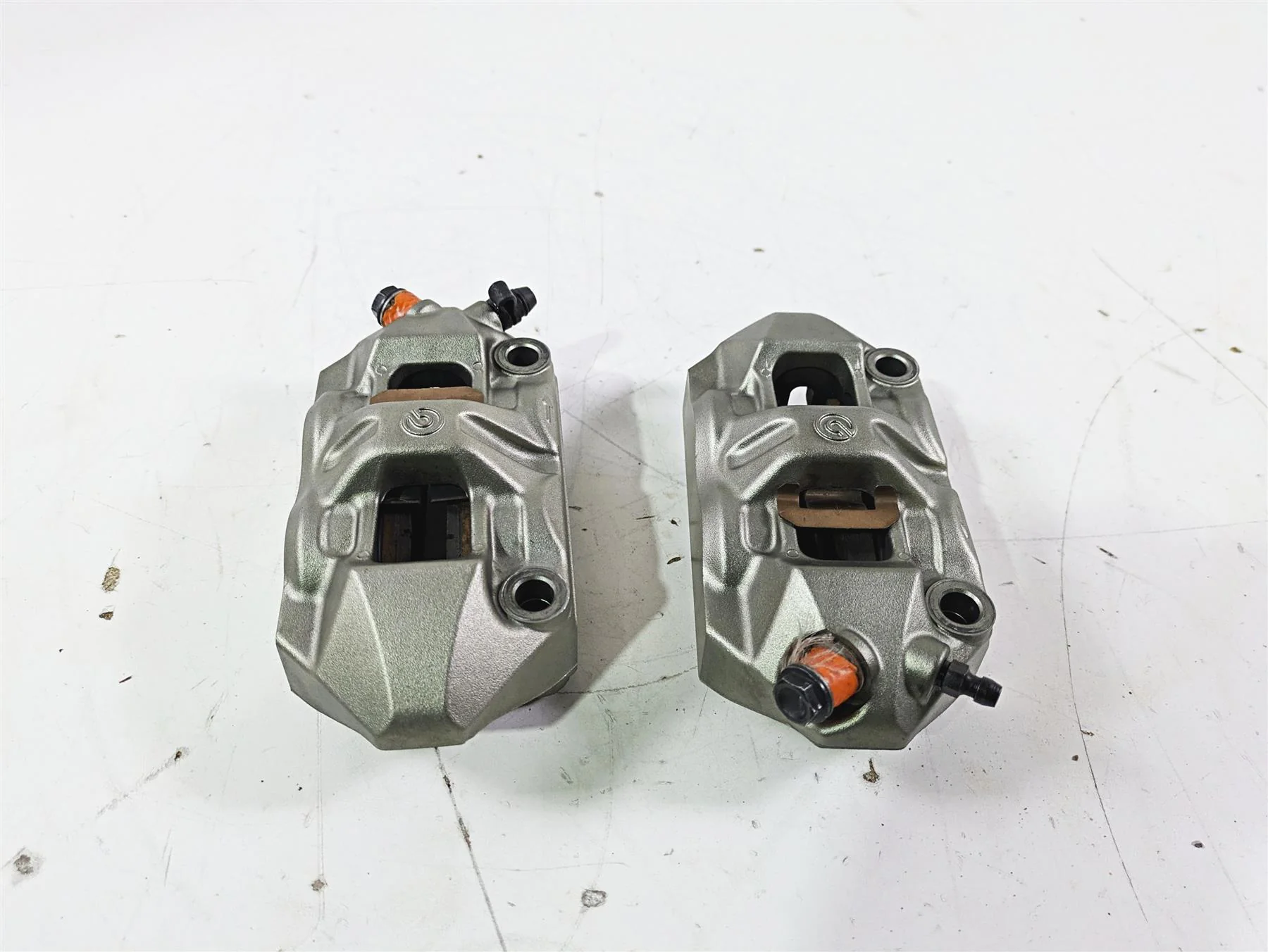 2019 Triumph Speed Triple RS 1050 Brembo M4 Front Brake Calipers 100mm T2023530 - Image 5