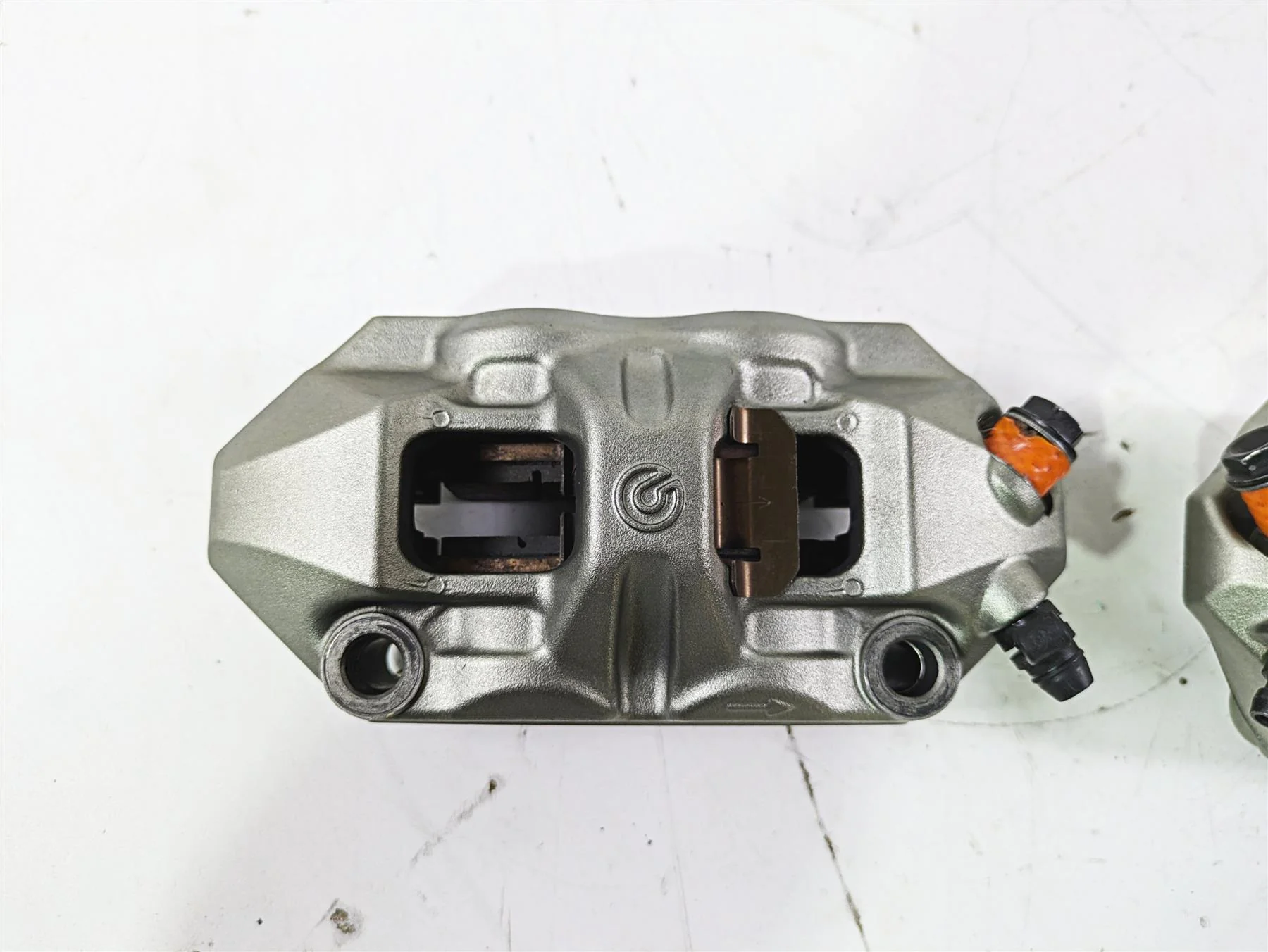 2019 Triumph Speed Triple RS 1050 Brembo M4 Front Brake Calipers 100mm T2023530 - Image 9