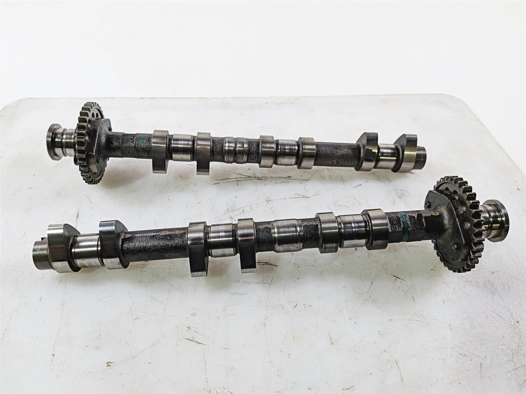2019 Triumph Speed Triple RS 1050 Cam Shaft Camshaft Set T1141151 T1141152 - Image 2