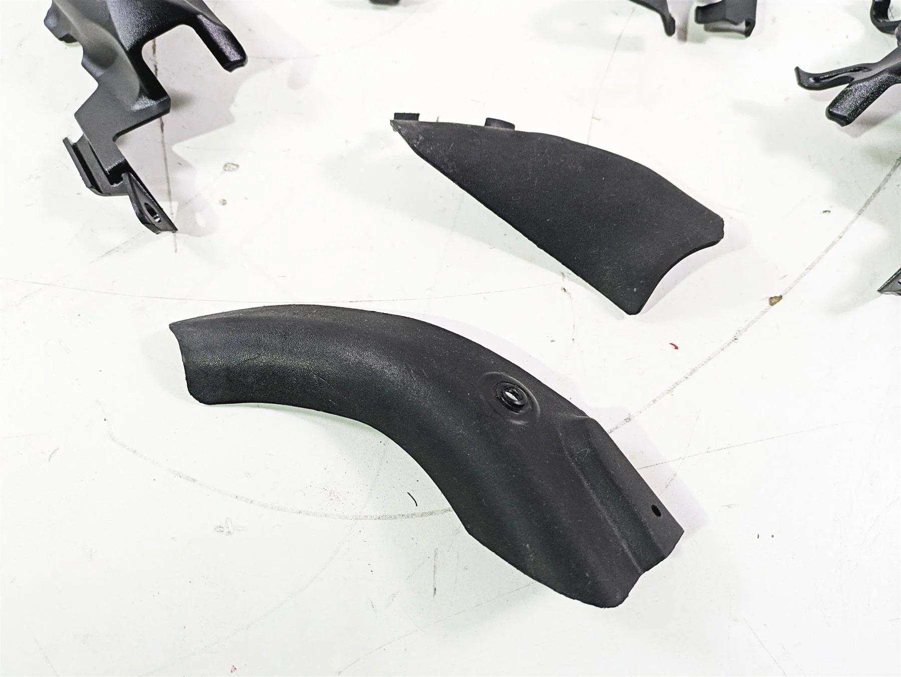 2019 Triumph Speed Triple RS 1050 Chassis Frame Infill Covers Set T2100398 - Image 6