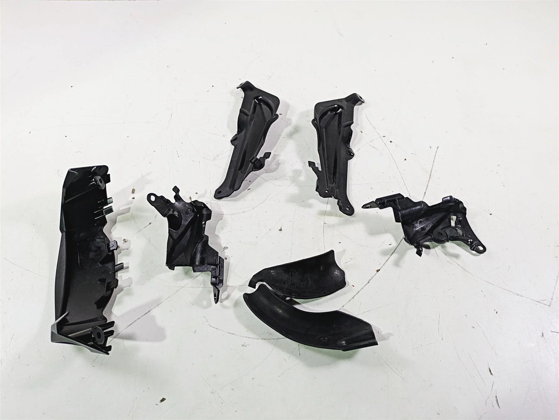 2019 Triumph Speed Triple RS 1050 Chassis Frame Infill Covers Set T2100398 - Image 8
