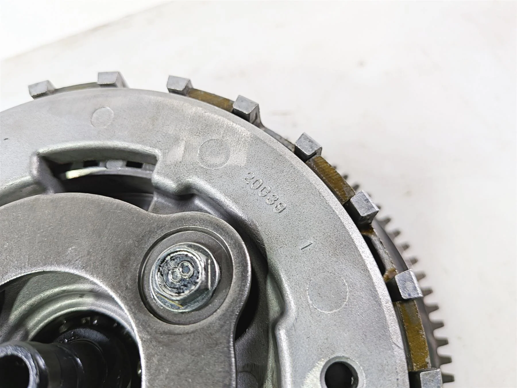 2019 Triumph Speed Triple RS 1050 Clutch Basket Friction Disc Set T1176550 - Image 6