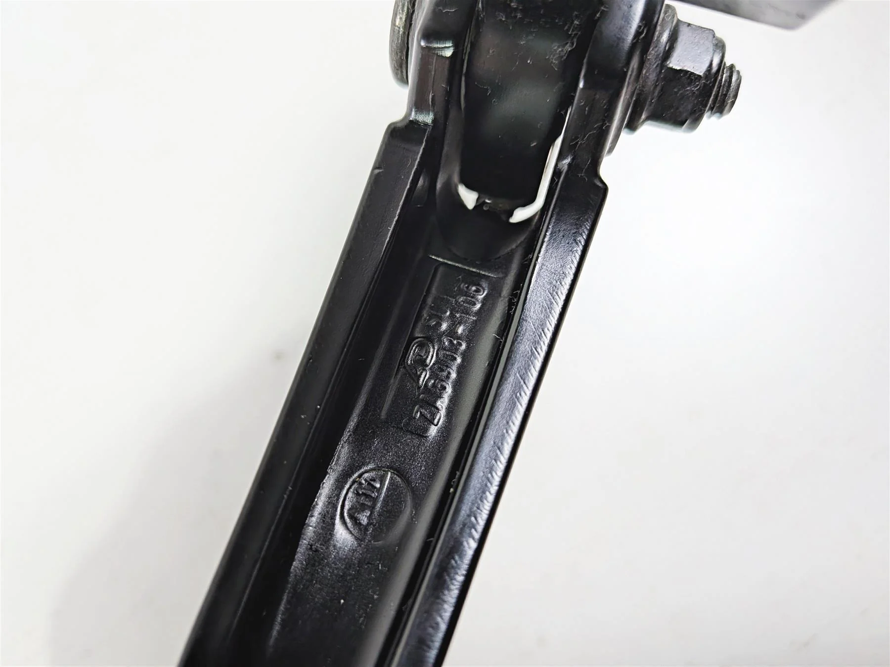 2019 Triumph Speed Triple RS 1050 Clutch Perch Lever Set T2049998 - Image 2
