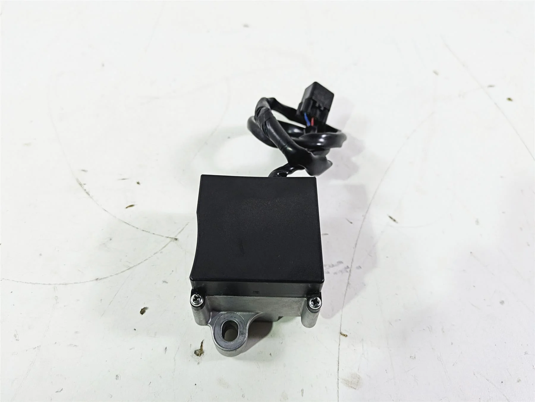 2019 Triumph Speed Triple RS 1050 Electronic Steering Lock Actuator T2502202 - Image 2