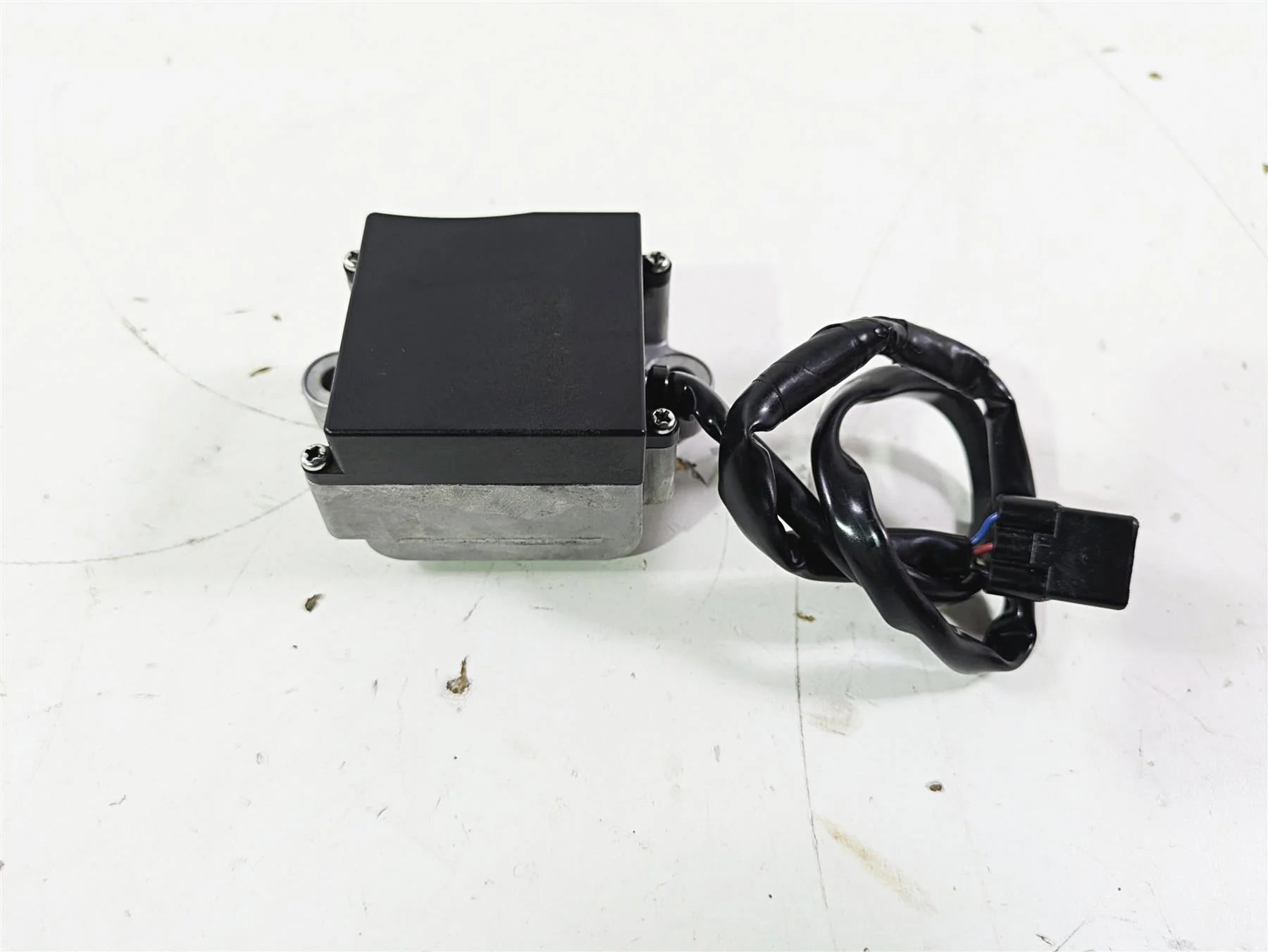 2019 Triumph Speed Triple RS 1050 Electronic Steering Lock Actuator T2502202 - Image 3