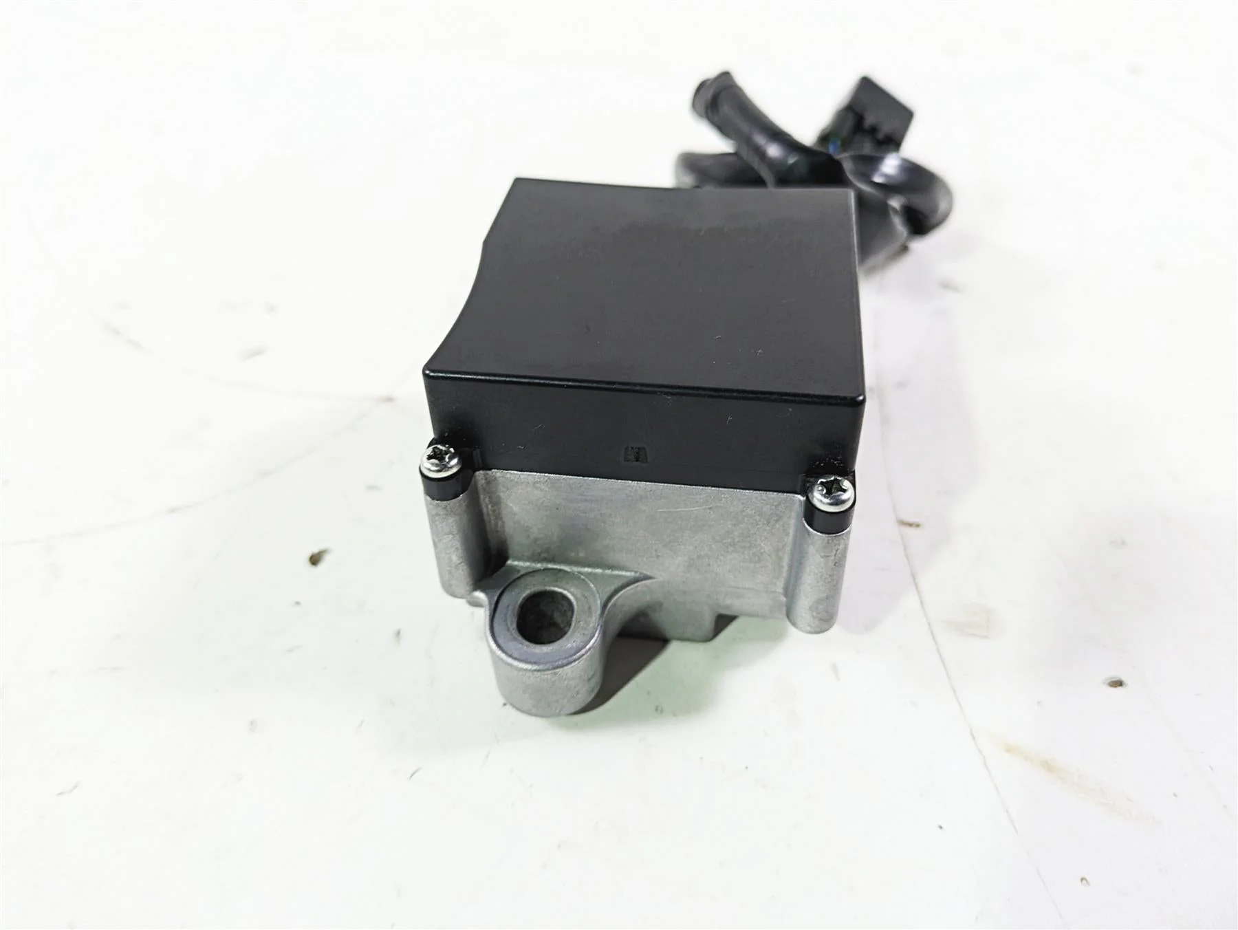 2019 Triumph Speed Triple RS 1050 Electronic Steering Lock Actuator T2502202 - Image 8