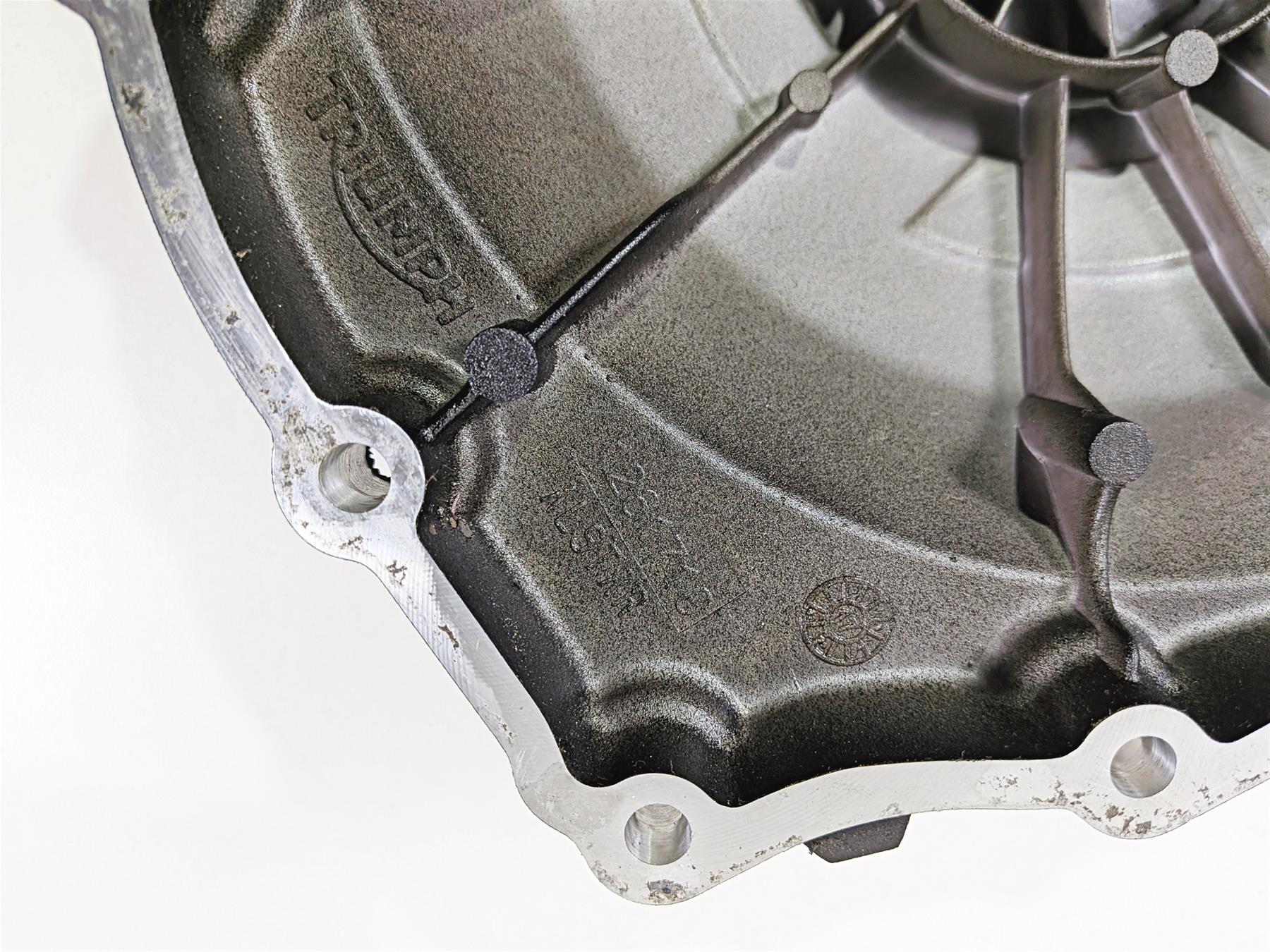 2019 Triumph Speed Triple RS 1050 Engine Side Clutch Cover T1261710 - Image 9