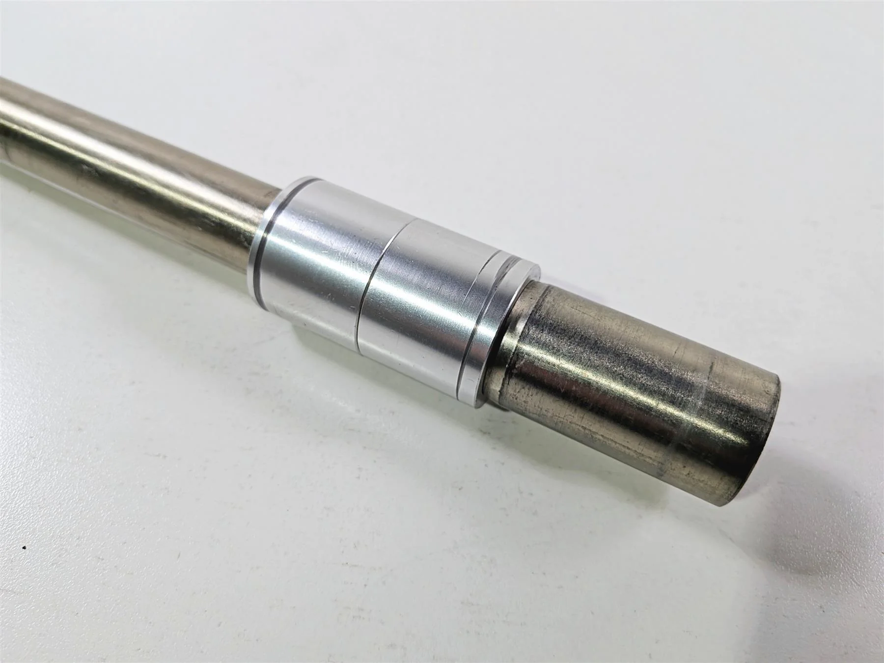 2019 Triumph Speed Triple RS 1050 Front Axle Wheel Spindle T2000650 - Image 10