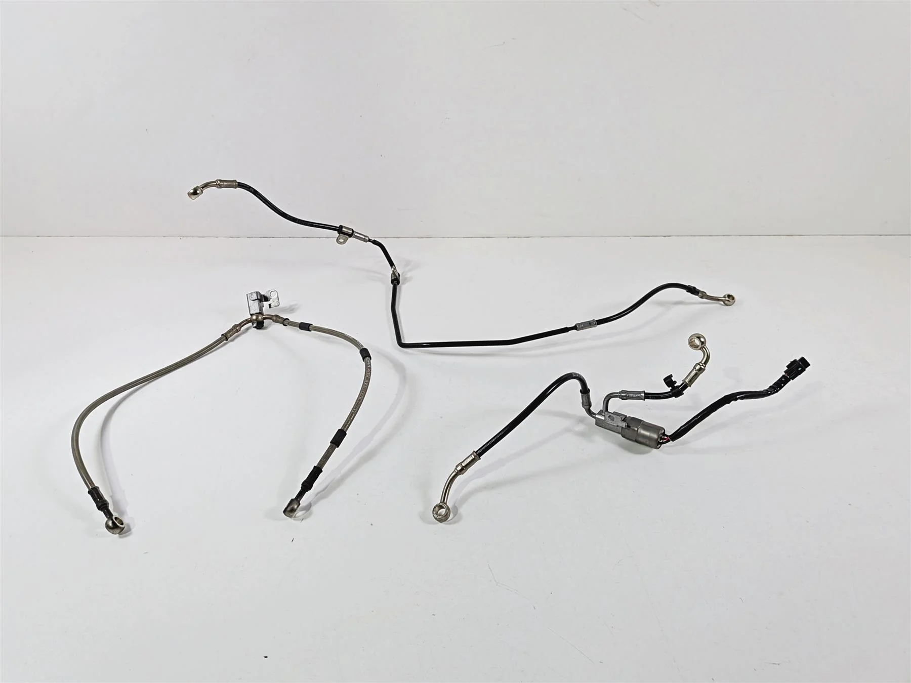 2019 Triumph Speed Triple RS 1050 Front & Rear Abs Brake Lines T2021193 T2026072