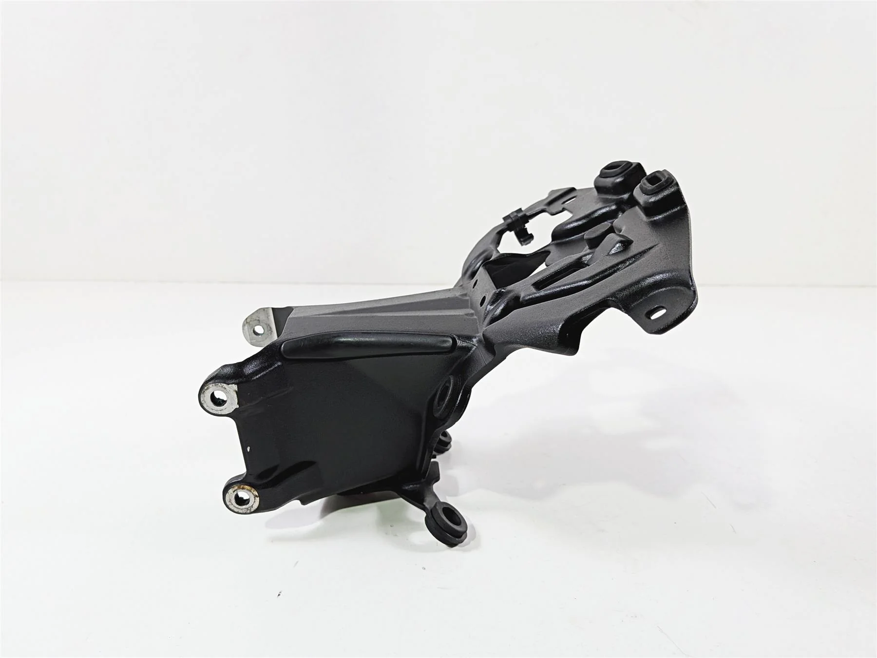 2019 Triumph Speed Triple RS 1050 Front Subframe Stay Carrier T2702886 - Image 6