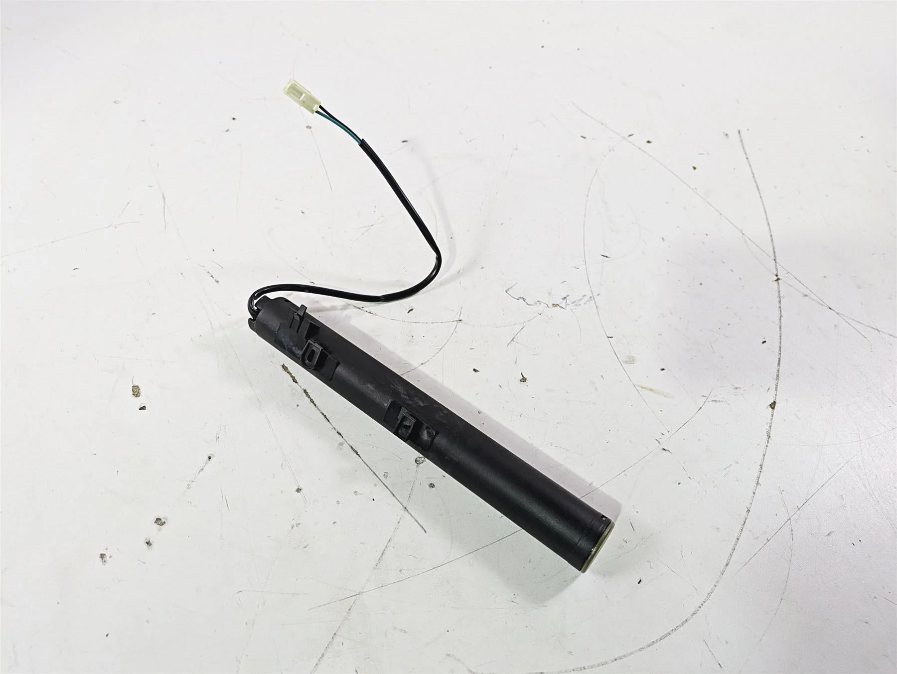 2019 Triumph Speed Triple RS 1050 Fuel Gas Petrol Level Sending Unit T2405926 - Image 11