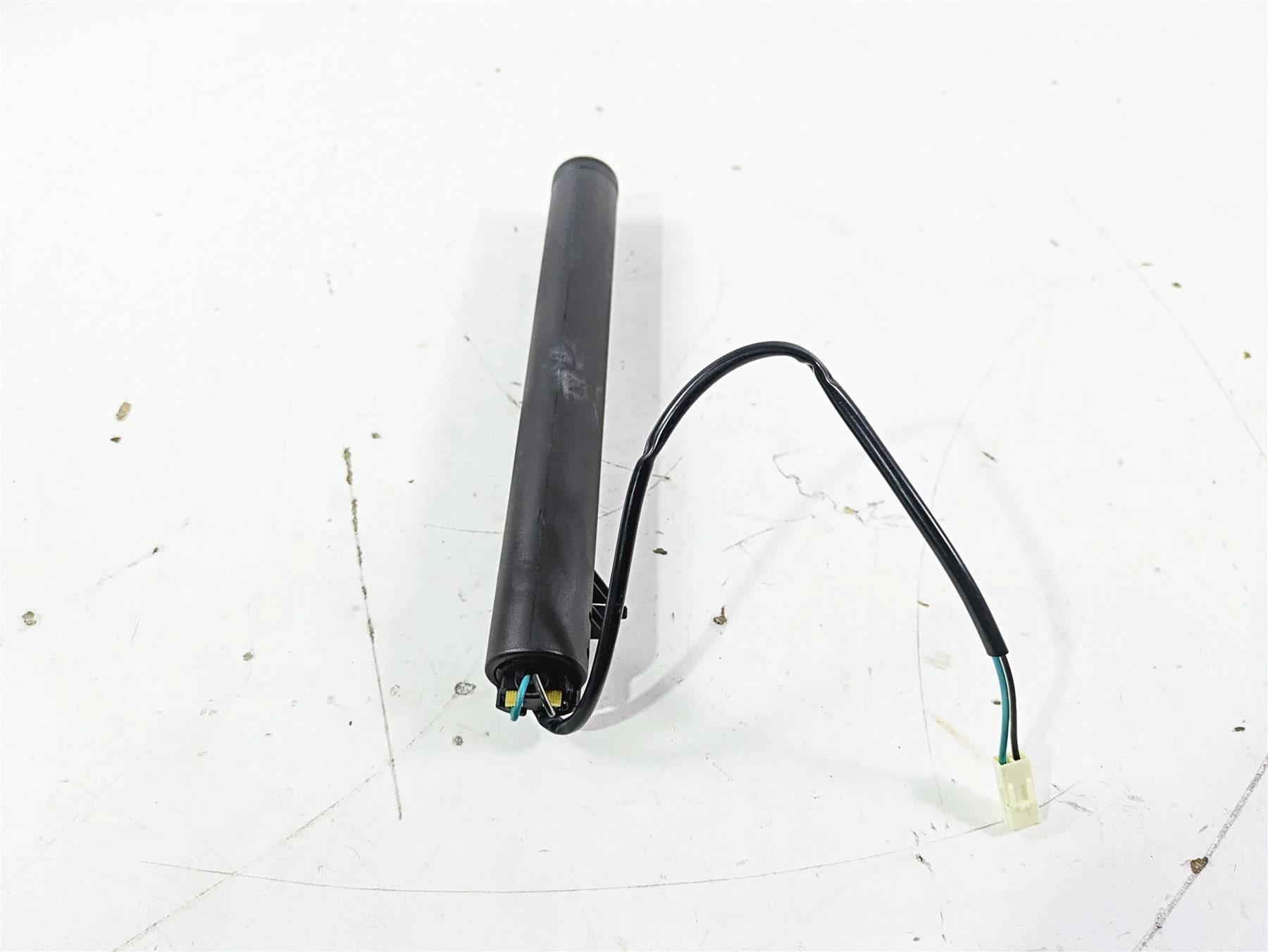 2019 Triumph Speed Triple RS 1050 Fuel Gas Petrol Level Sending Unit T2405926 - Image 2