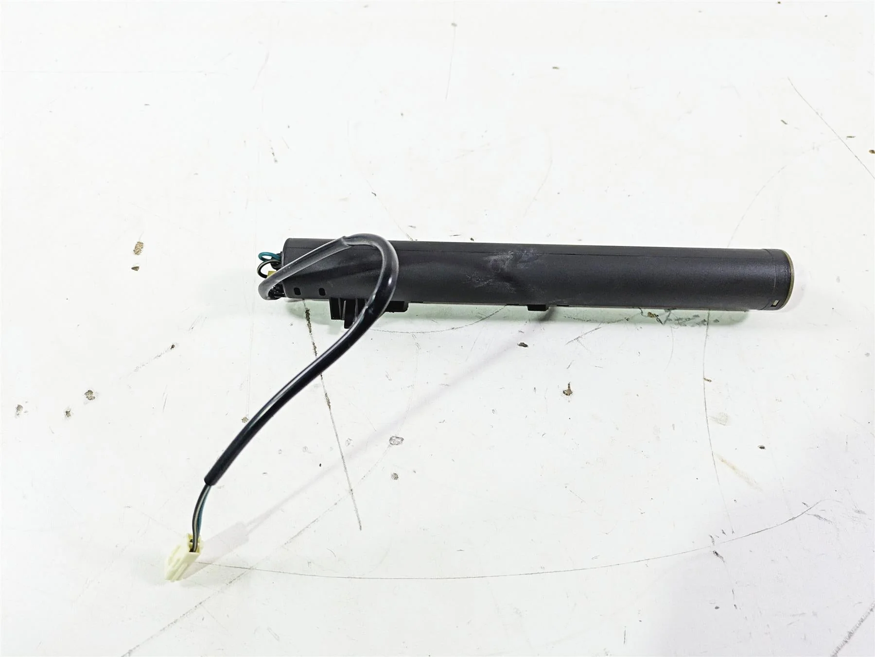 2019 Triumph Speed Triple RS 1050 Fuel Gas Petrol Level Sending Unit T2405926 - Image 3